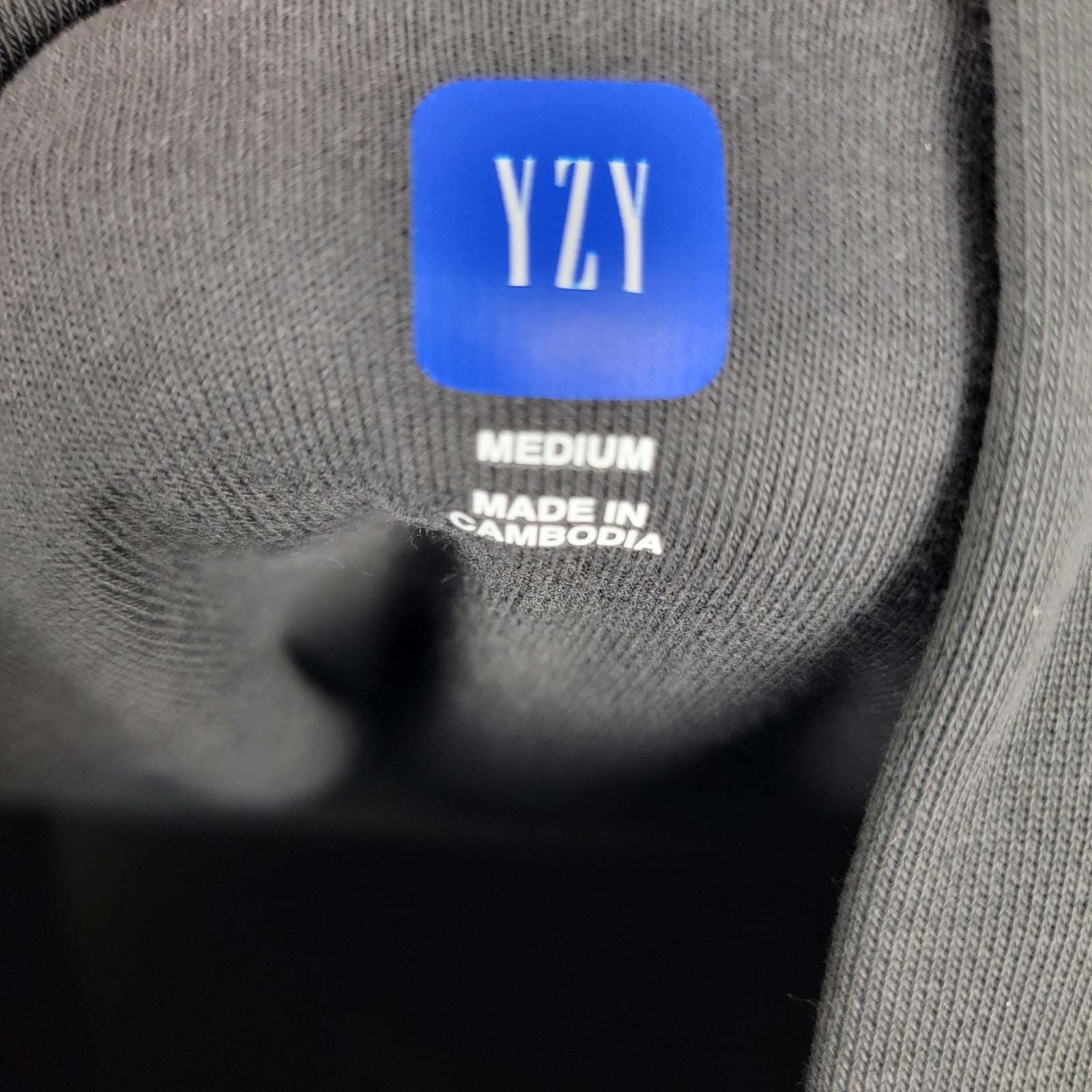 YeezyXGAP 55 Shrunken Hoodie  Black  Size Medium2