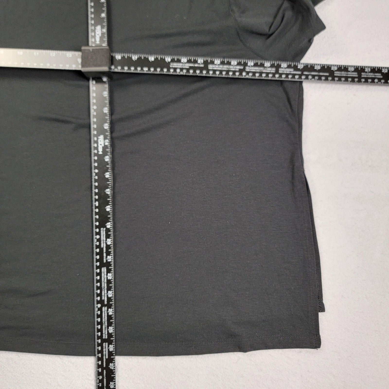 2 Pk The North Face Relaxed Fit White + Nike Yoga Dri Fit T Black Sz 2X