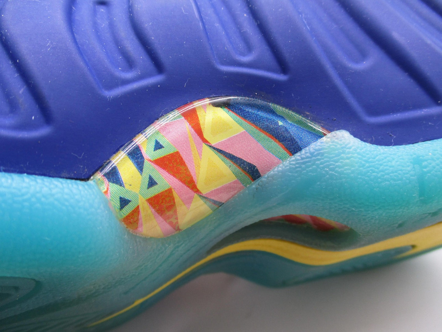 Nike Little Posite One GS 'Kaleidoscope' 4y DZ5190 400 Foamposite Basketball 1G39