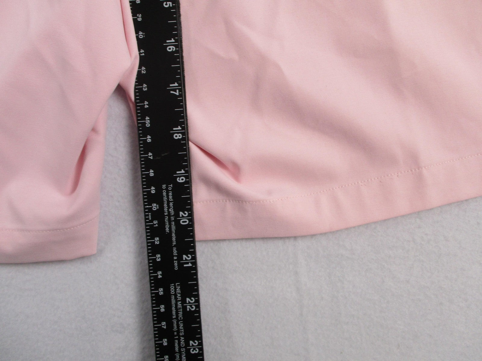 Walter Hagen Golf Shorts Mens 42 Pink Tulip 9 Inseam Stretch Wrinkle Resist 12269