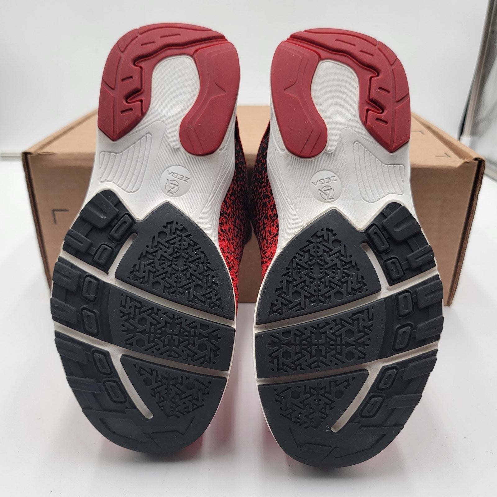 Zeba Hands Free Tech Walking Shoes Cherry Red Wmns Sz 7