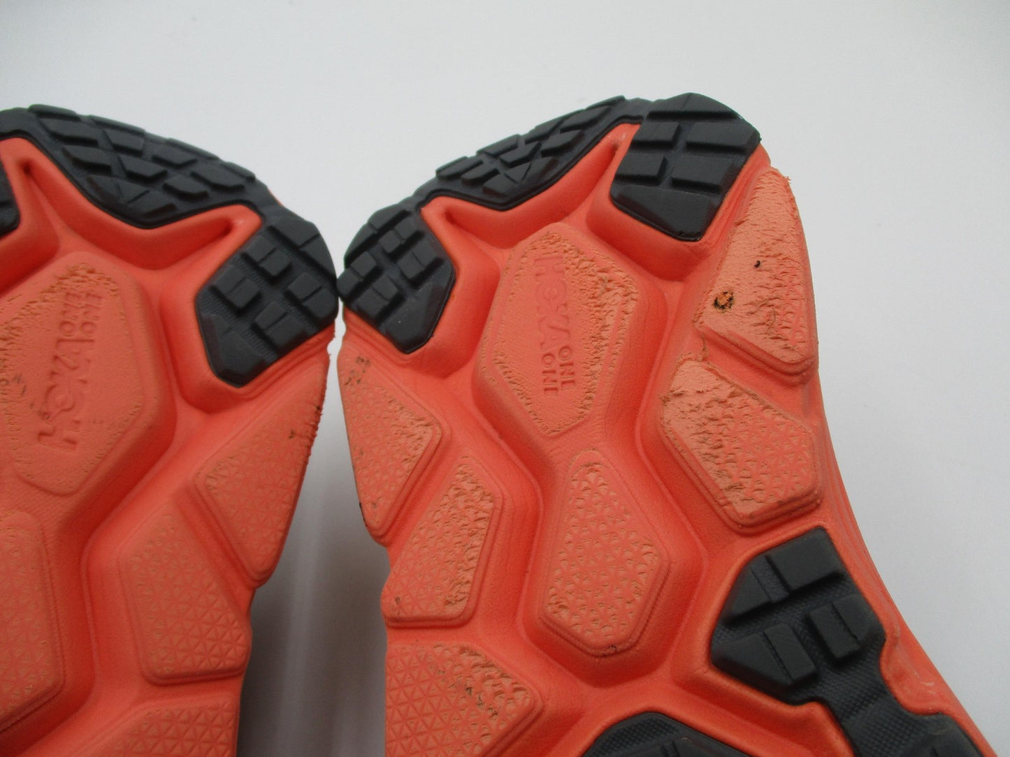Hoka One One Challenger ATR 6 Shoes Womens Size 8.5 Gray Orange Trail 110651211