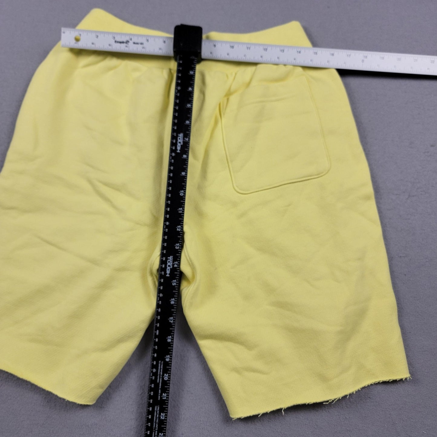 Champion Reverse Weave Shorts Mens Medium Yellow Cut Off Raw Edge Logo NWOT3