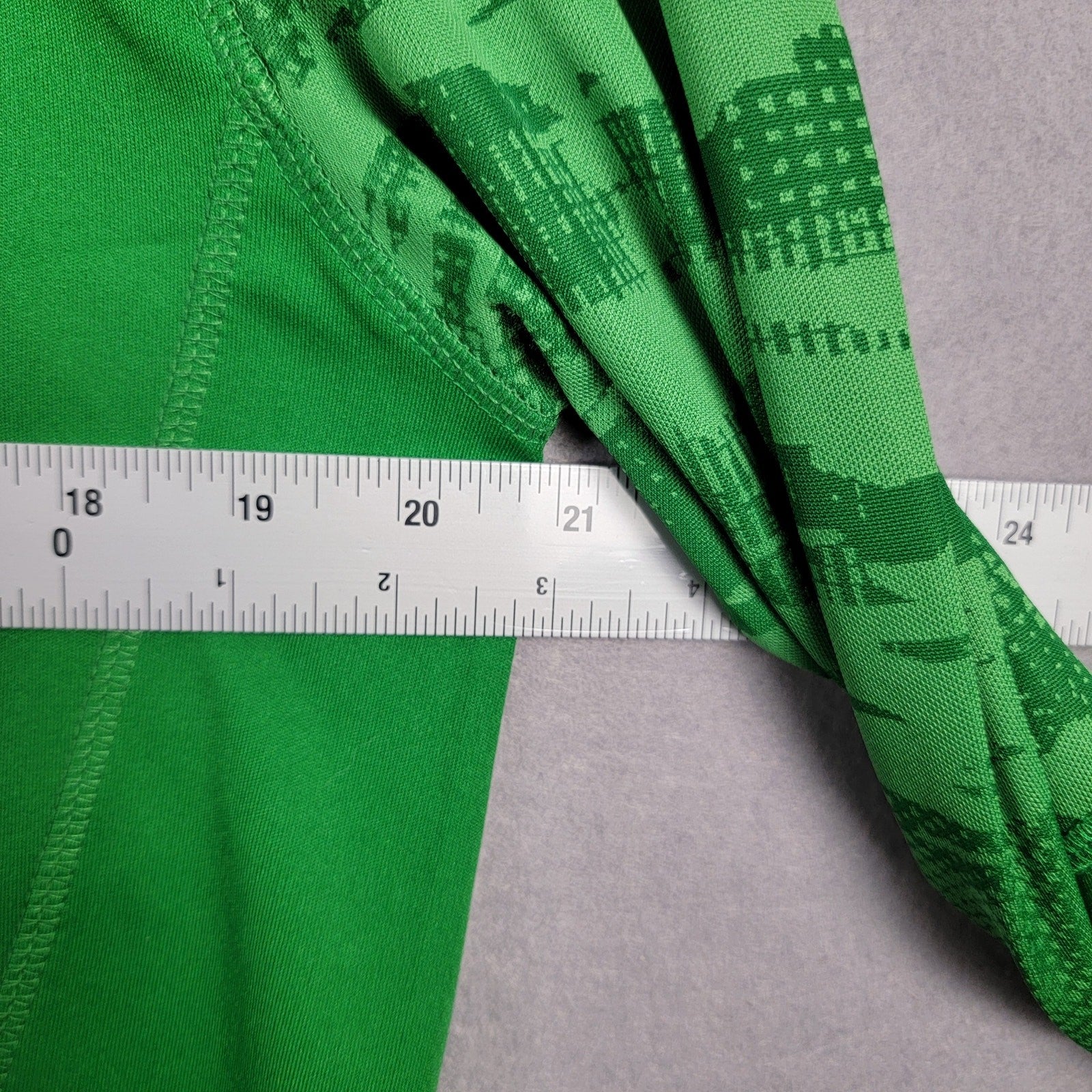 University of Oregon Fanatics Jacket Green/Yellow Sz M
