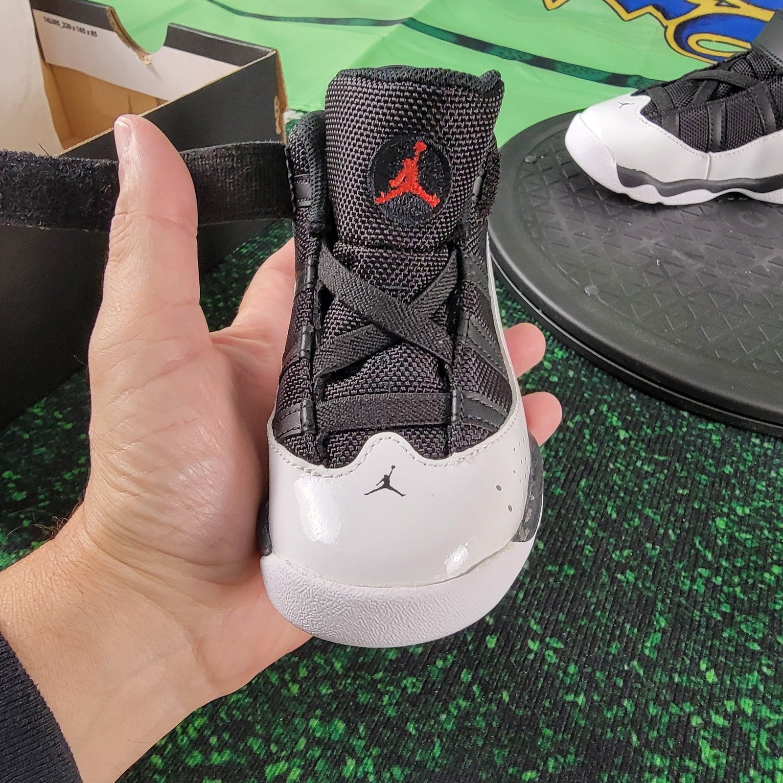 Jordan 6 Rings "Black/University Red/White" Toddler Boys' Shoe323420 067 Sz 9c6