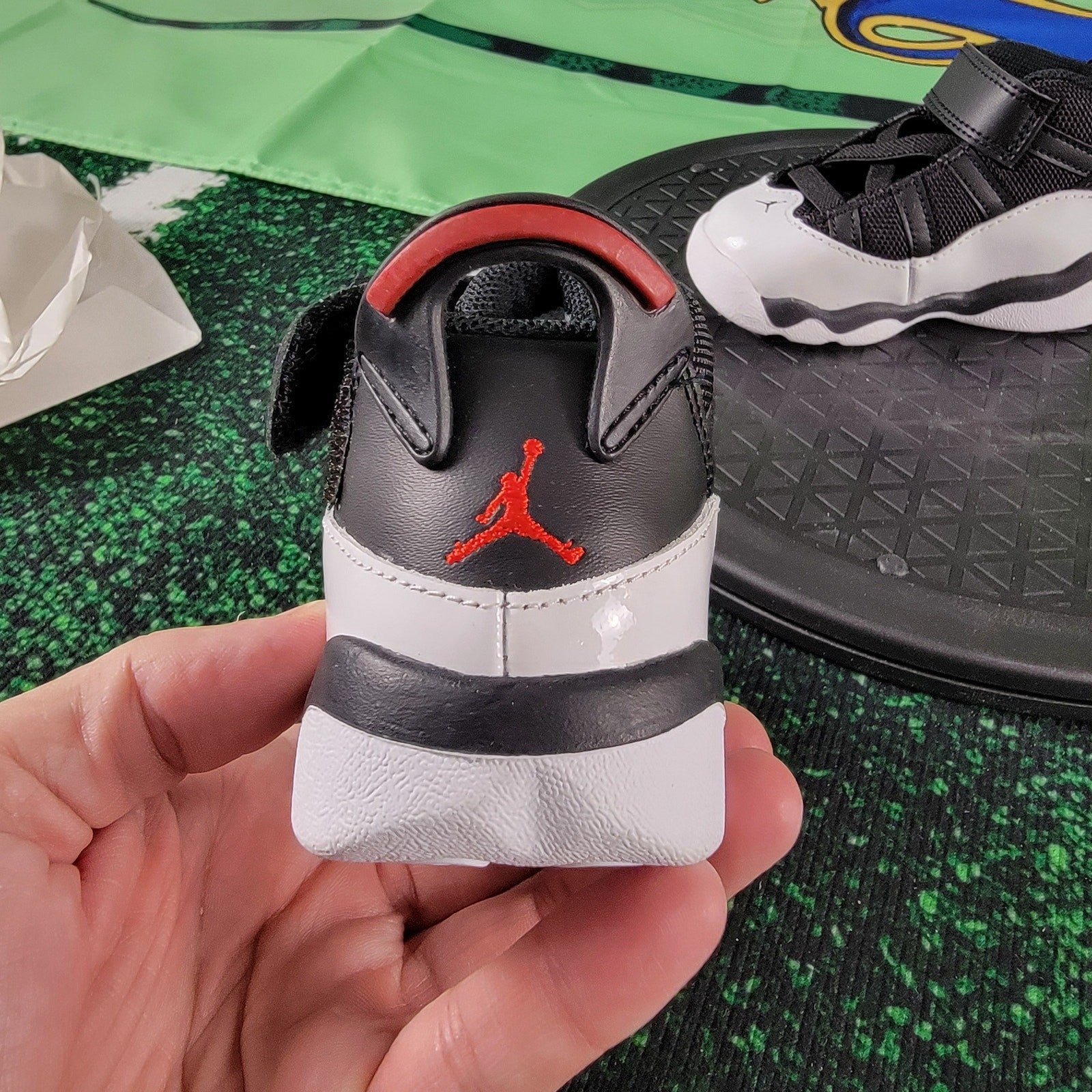 Jordan 6 Rings "Black/University Red/White" Toddler Boys' Shoe(323420 067) Sz 5c4
