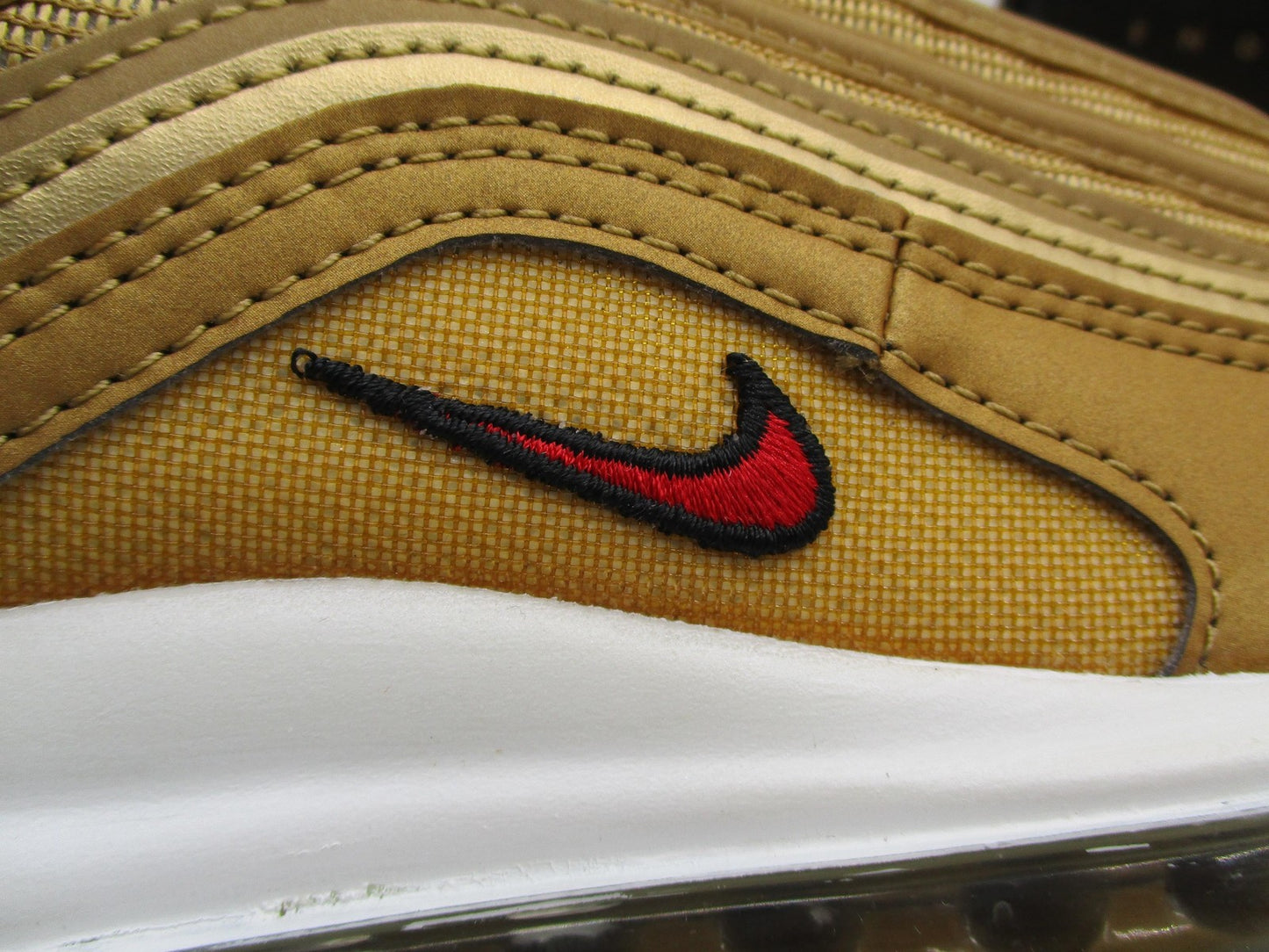 Nike Air Max 97 OG Shoes Womens Size 10.5 Metallic Gold Varsity Red DQ9131-7007