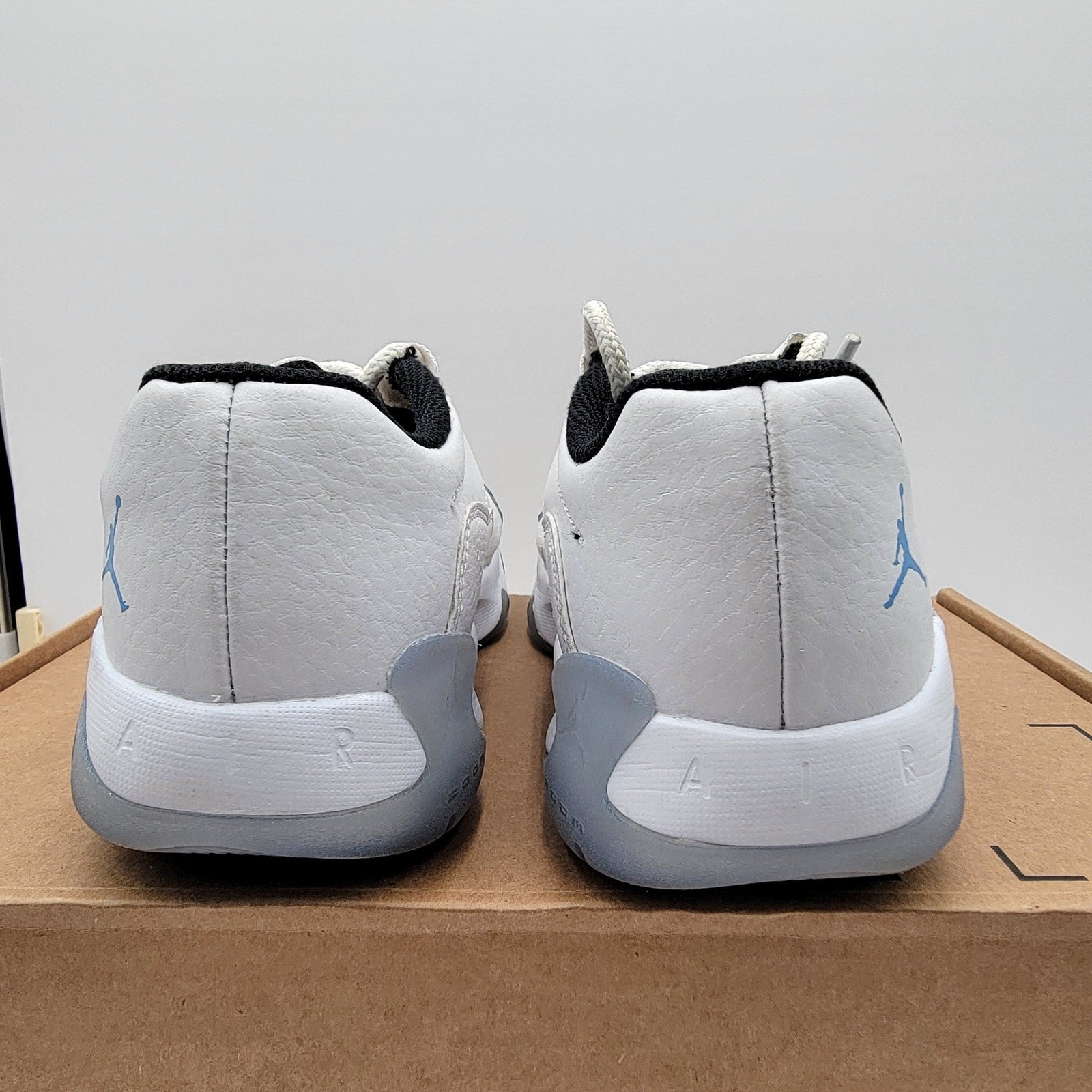 Air Jordan 11 CMFT Low GS 'UNC' Sz 4.5Y/6W CZ0907-114