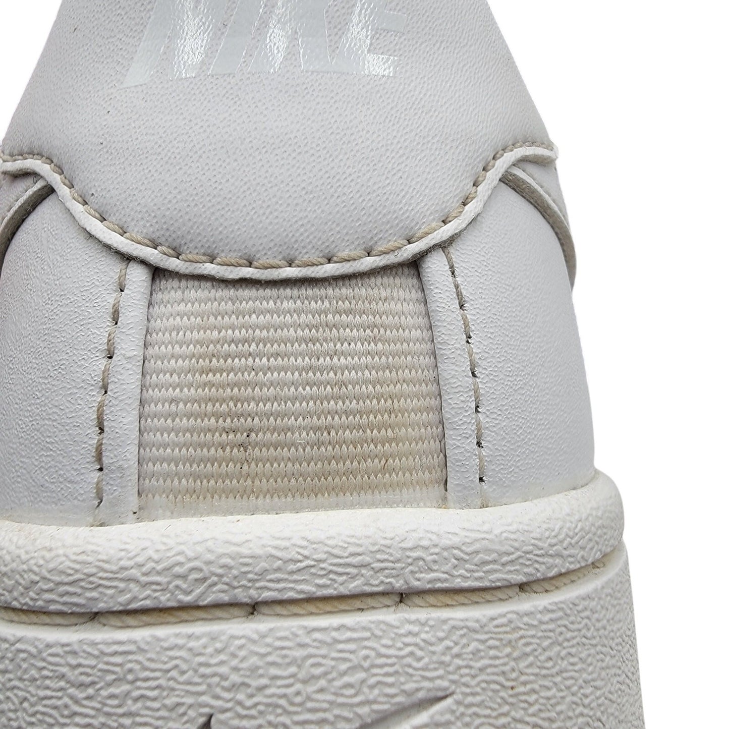 Nike Court Royale 2 Low 'Triple White' Mens Sz 11 CQ9246 101