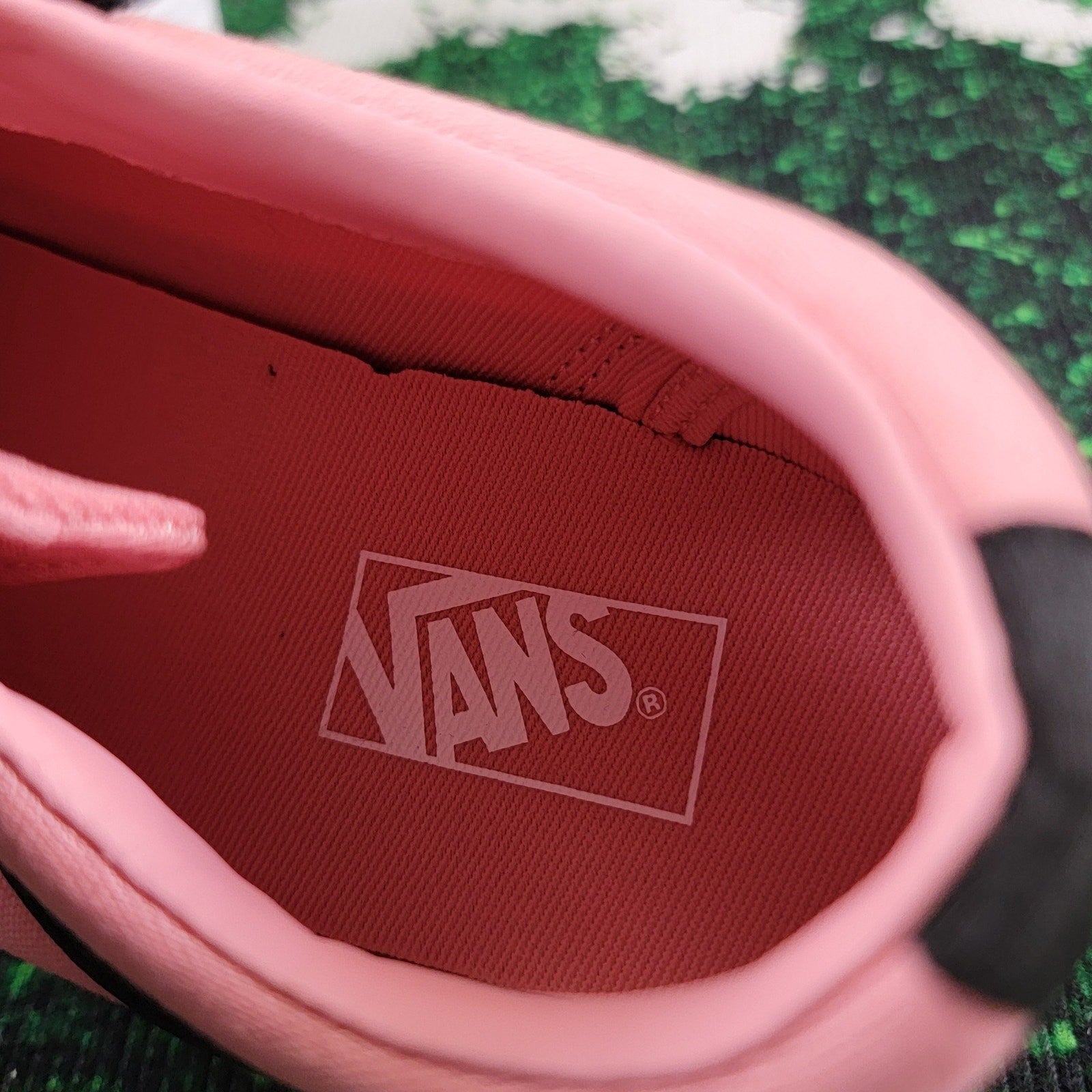 Vans Ward V Fearless Blk/Pink Icing Sz 4.5 Kids VN0A4BTCWG816