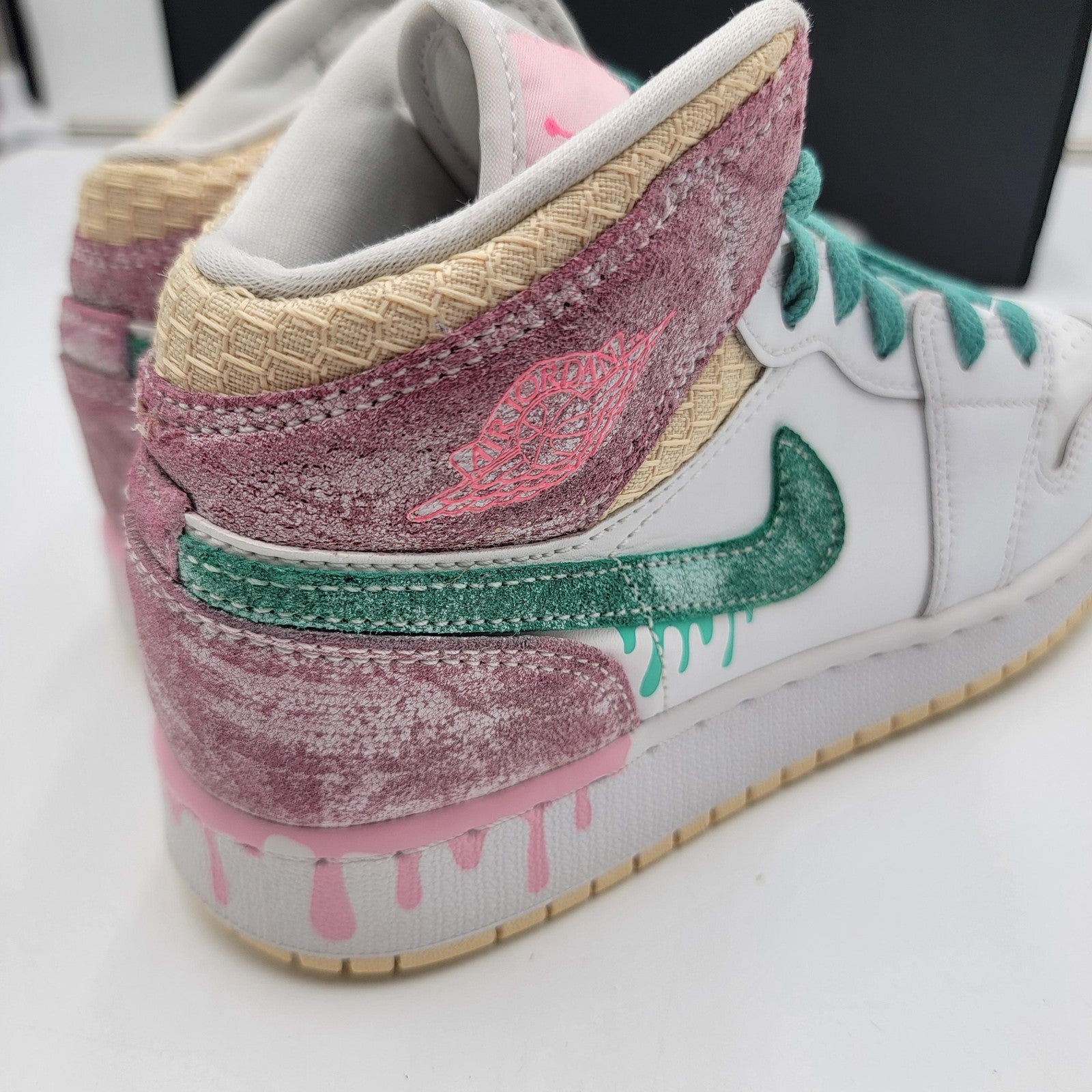 Air Jordan 1 Mid SE GS Shoes Youth Sz 5Y White Pink Green Drip DD1666-100