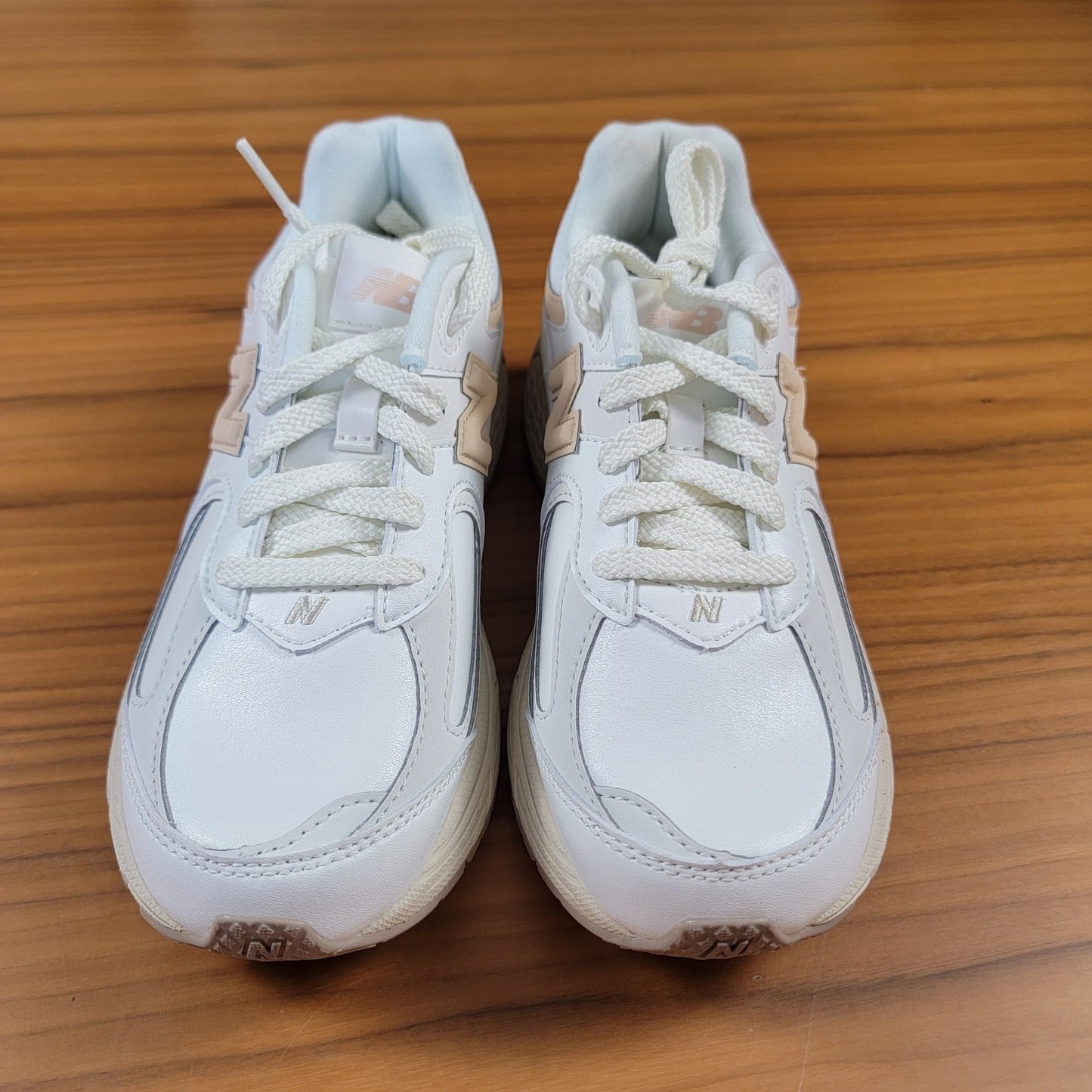 New Balance 2002R Big Kid 'Moonbeam Frappe' Big Kids Sz 4 GC2002VF3