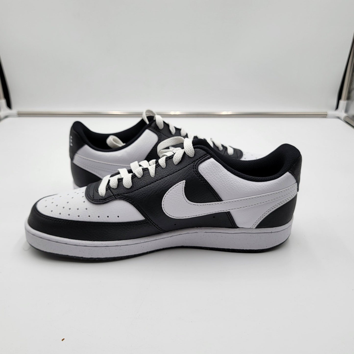 Court Vision Low 'Black White' Sz 10.5 HM98620011