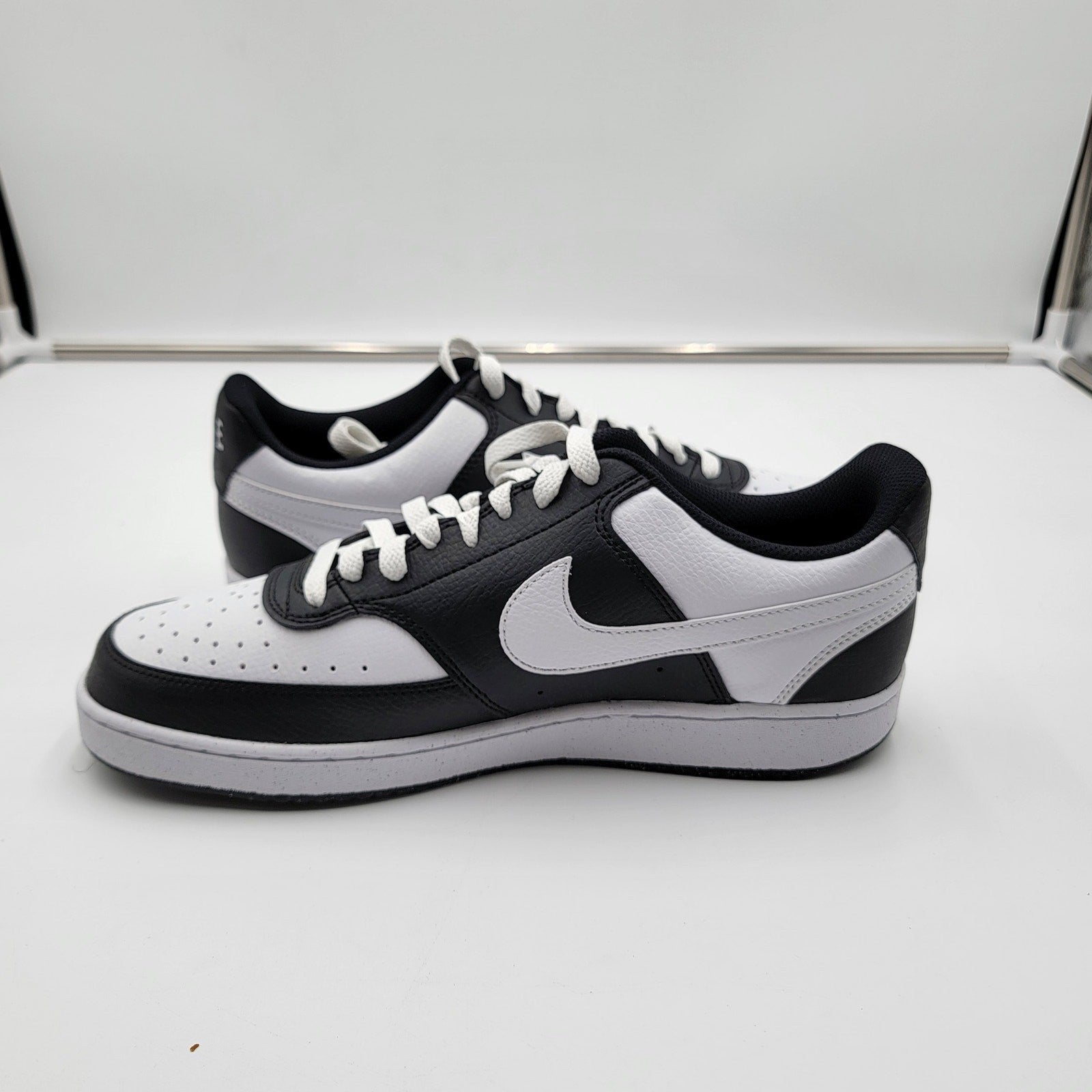 Court Vision Low 'Black White' Sz 10.5 HM98620011
