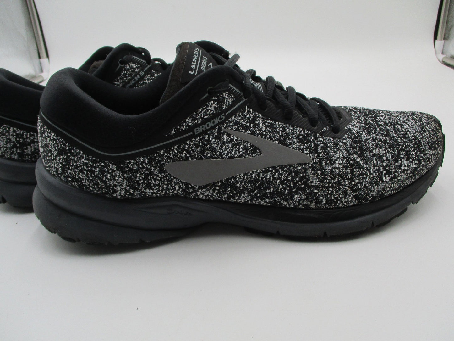 Brooks Launch 5 Shoes Mens Size 11 Black White Running DNA Cushion Sneakers6