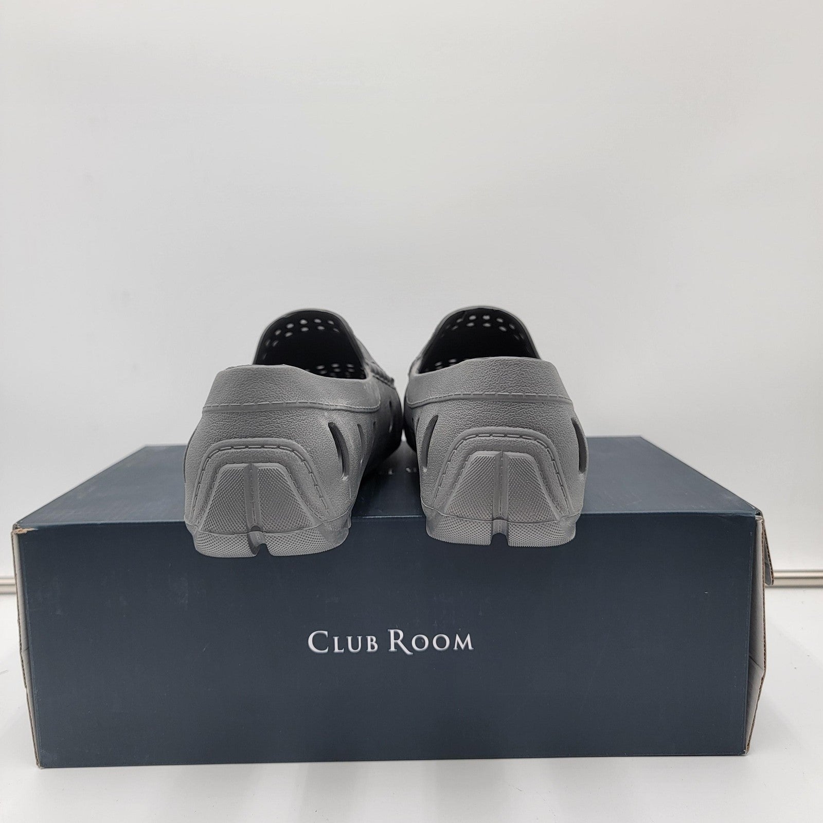 Club Room Atlas Shoes Mens Size 8 Gray Loafers Slip On Water Shoes Lightweight3