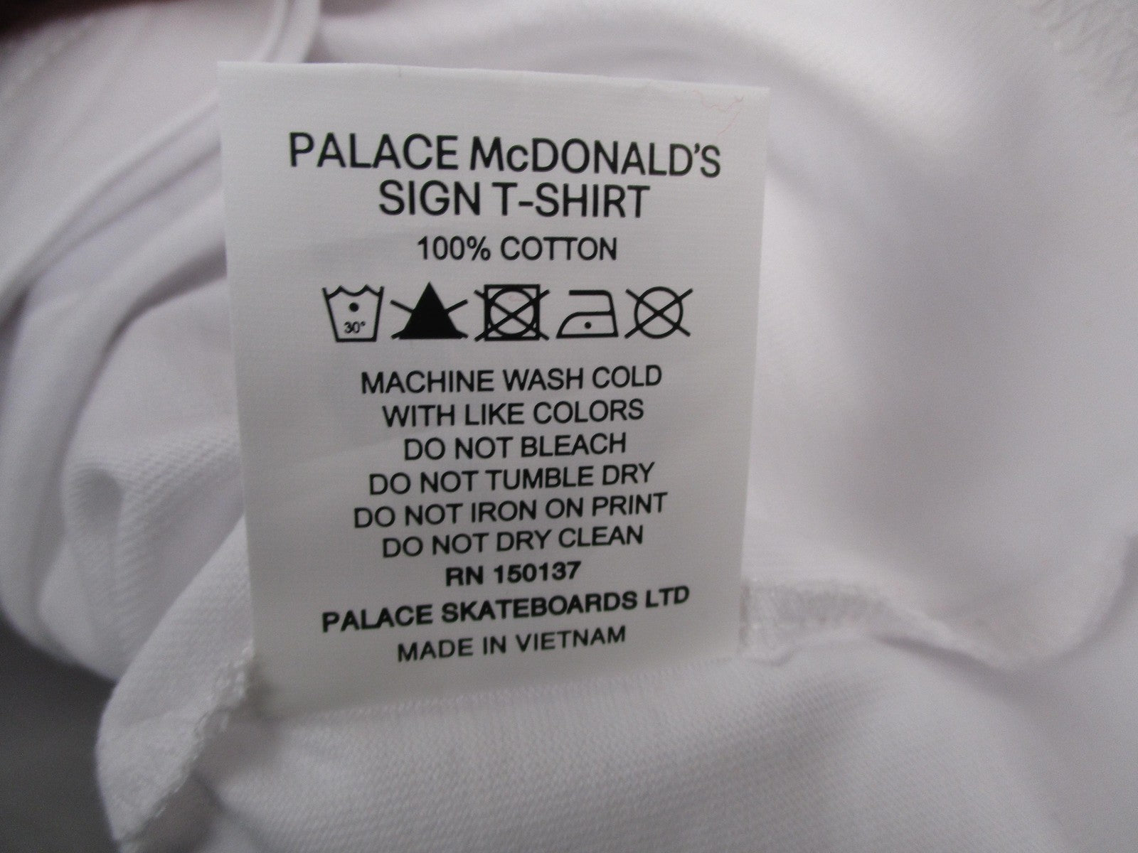 Palace McDonald's Sign Graphic Shirt Mens Large White Skateboarding Tee 1286875