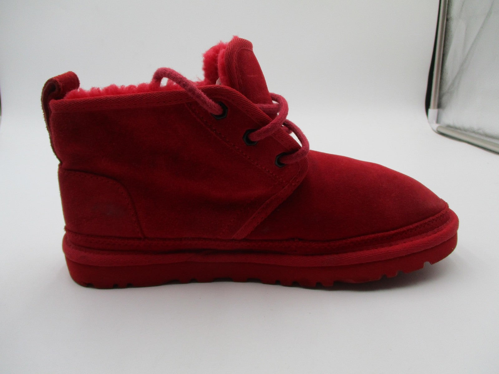 UGG Boots Womens Size 7 Red Suede Sheepskin Lined Ankle Chukka 10942695