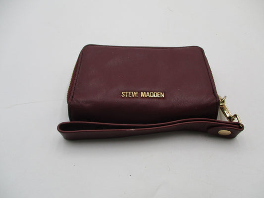 Steve Madden Wallet Women's One Size Red Faux Leather Wristlet Zip Around0