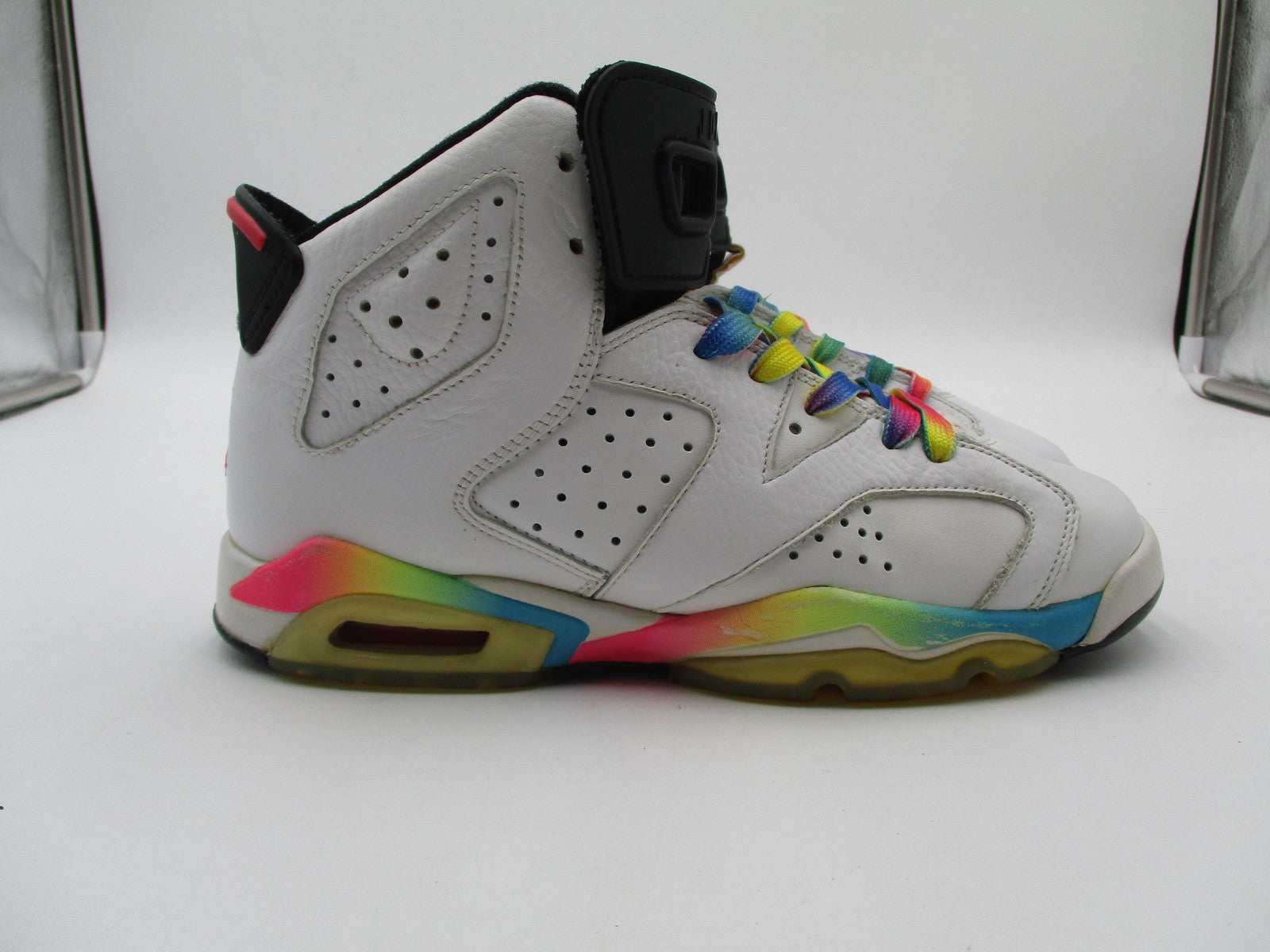 Air Jordan 6 Retro Rainbow Shoes Youth Size 6Y Multicolor Sneakers 384665-1037