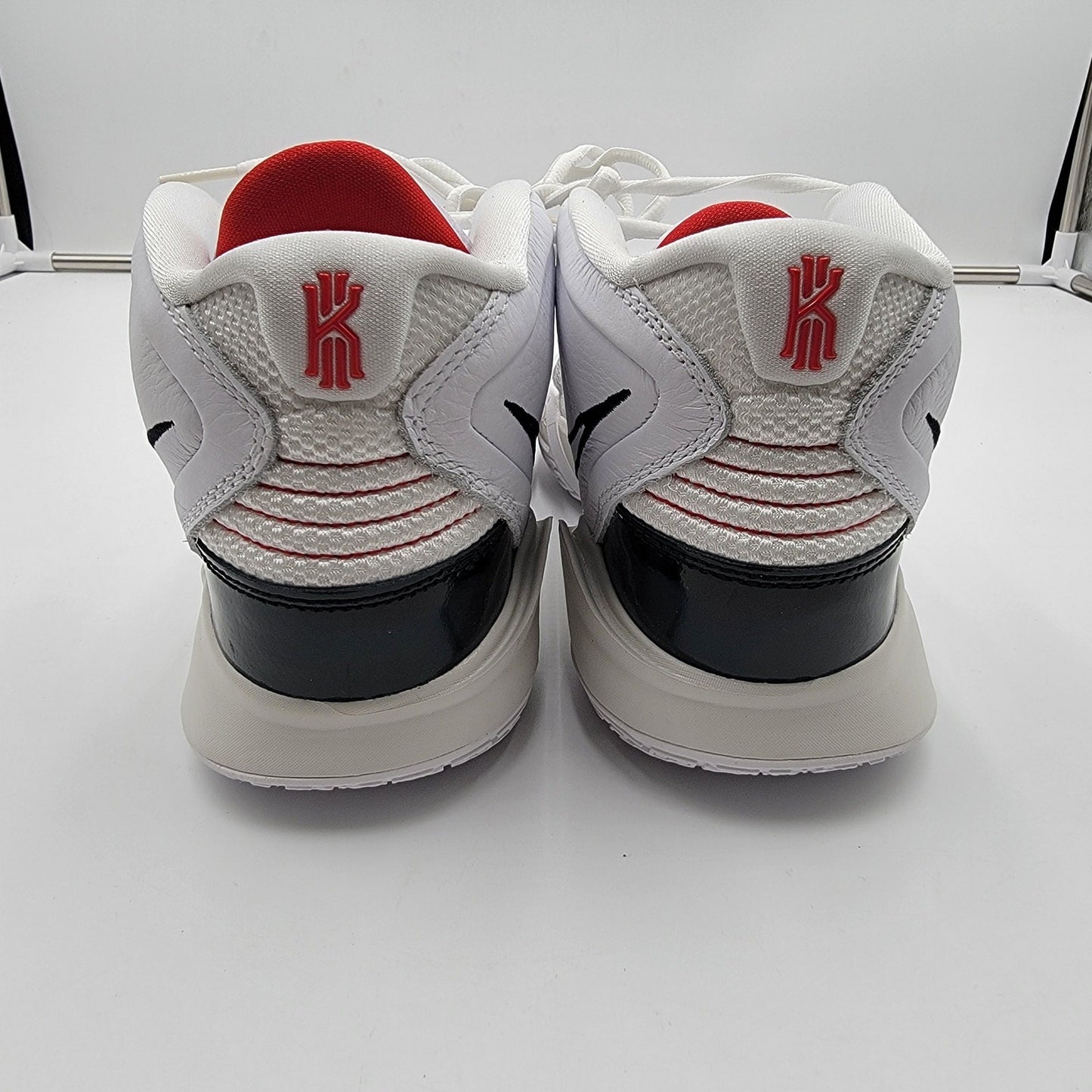 Nike Kyrie Infinity 'Man Machine' Sz 10 CZ0204-101