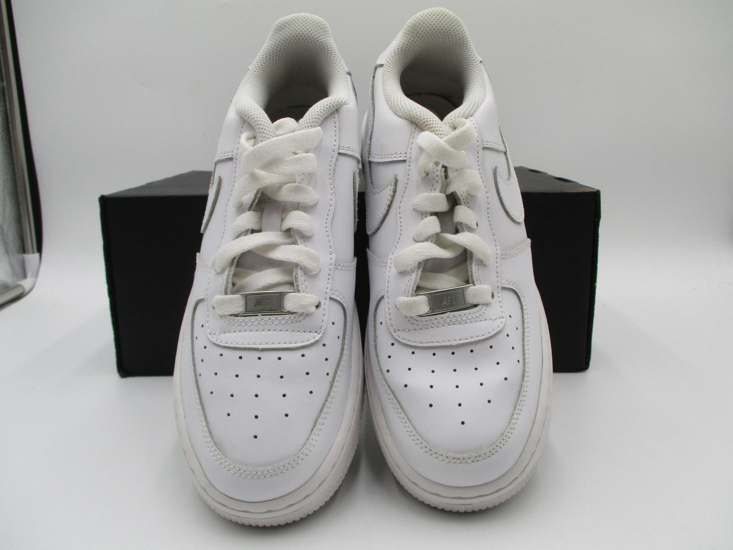 Nike Air Force 1 Shoes Youth Size 6.5Y White Low Leather AF1 DH2920111 (1E8)4