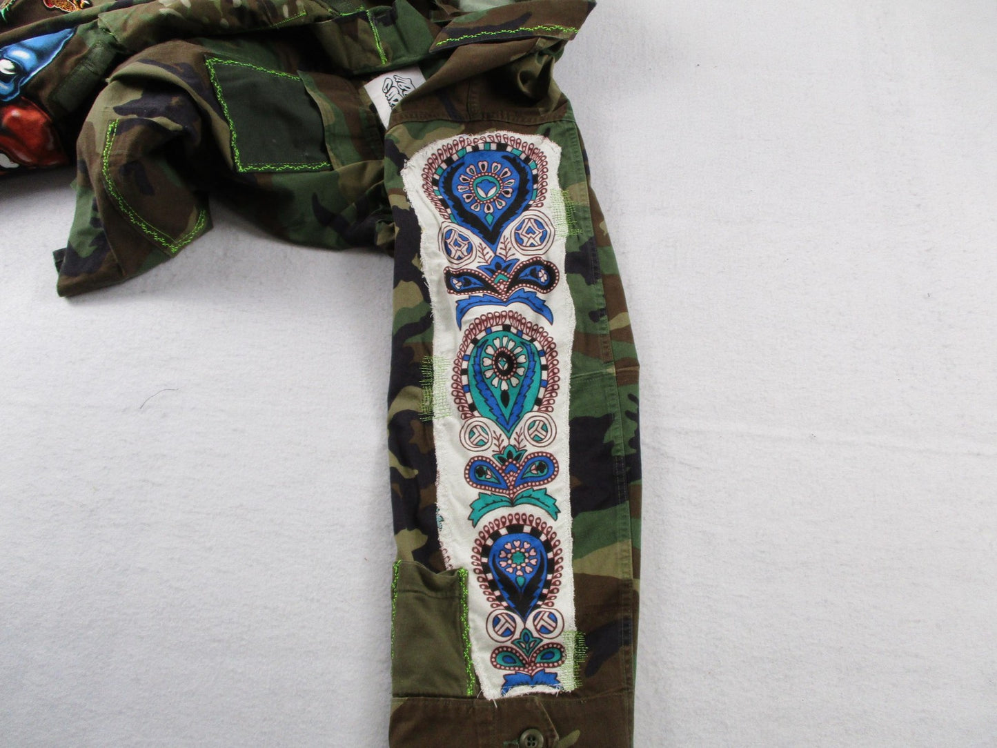 Aboves Garden Custom Jacket Mens XLT Green Camo Military Skull Dragon Patchwork7