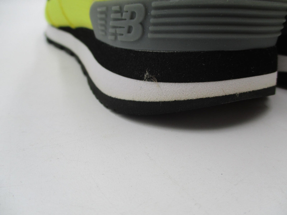 New Balance 574 Shoes Boys Size 4.5 Yellow Black Running Sneakers GC574WR23