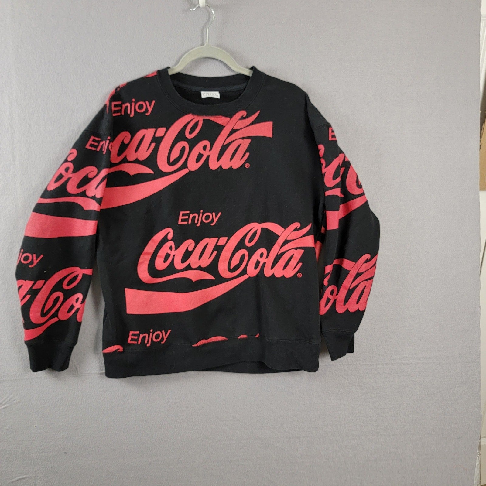 CocaCola AOP Logo Red on Black Long Sleeve Pullover Sz M