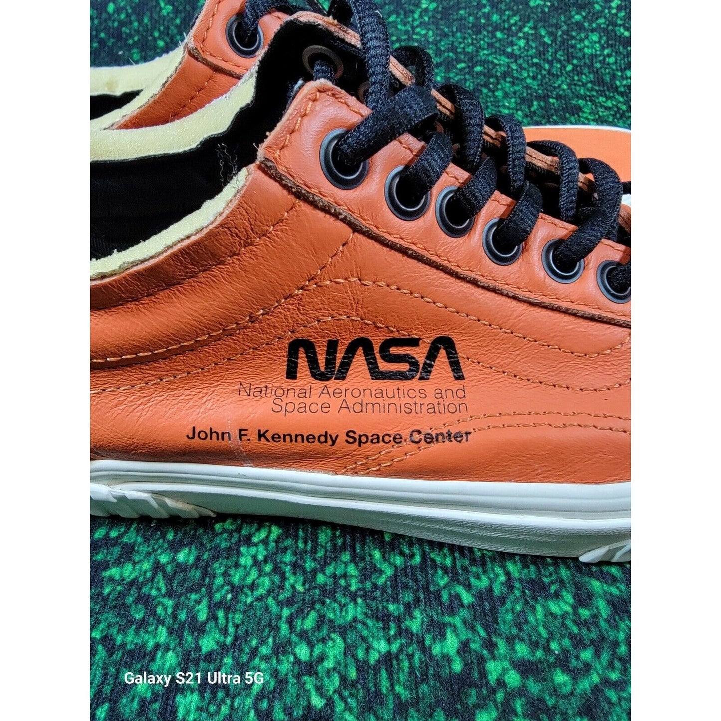 Size 7  VANS NASA x Old Skool Orange Space Voyager/Space Shuttle