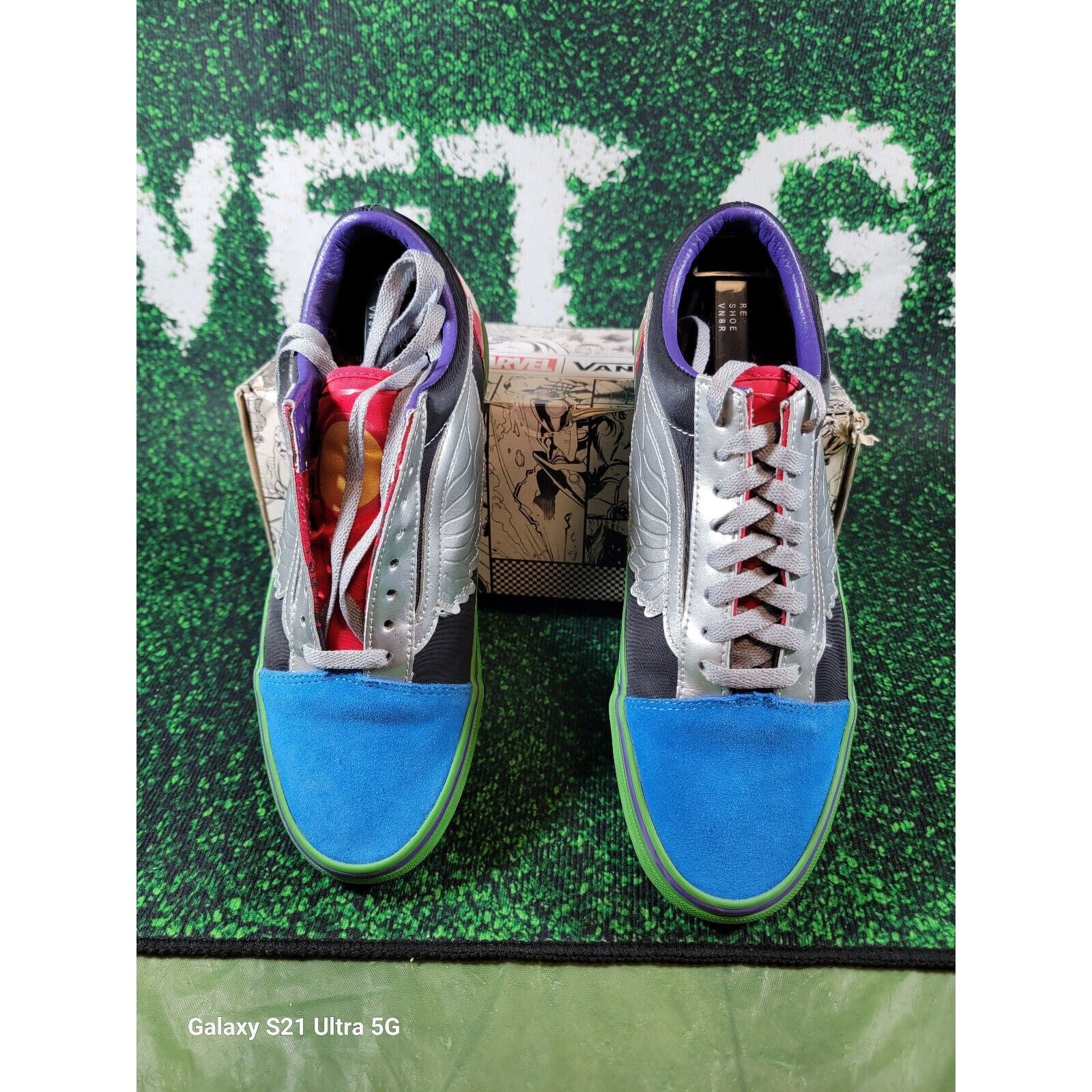 Size 9  VANS Old Skool x Marvel Avengers 20189