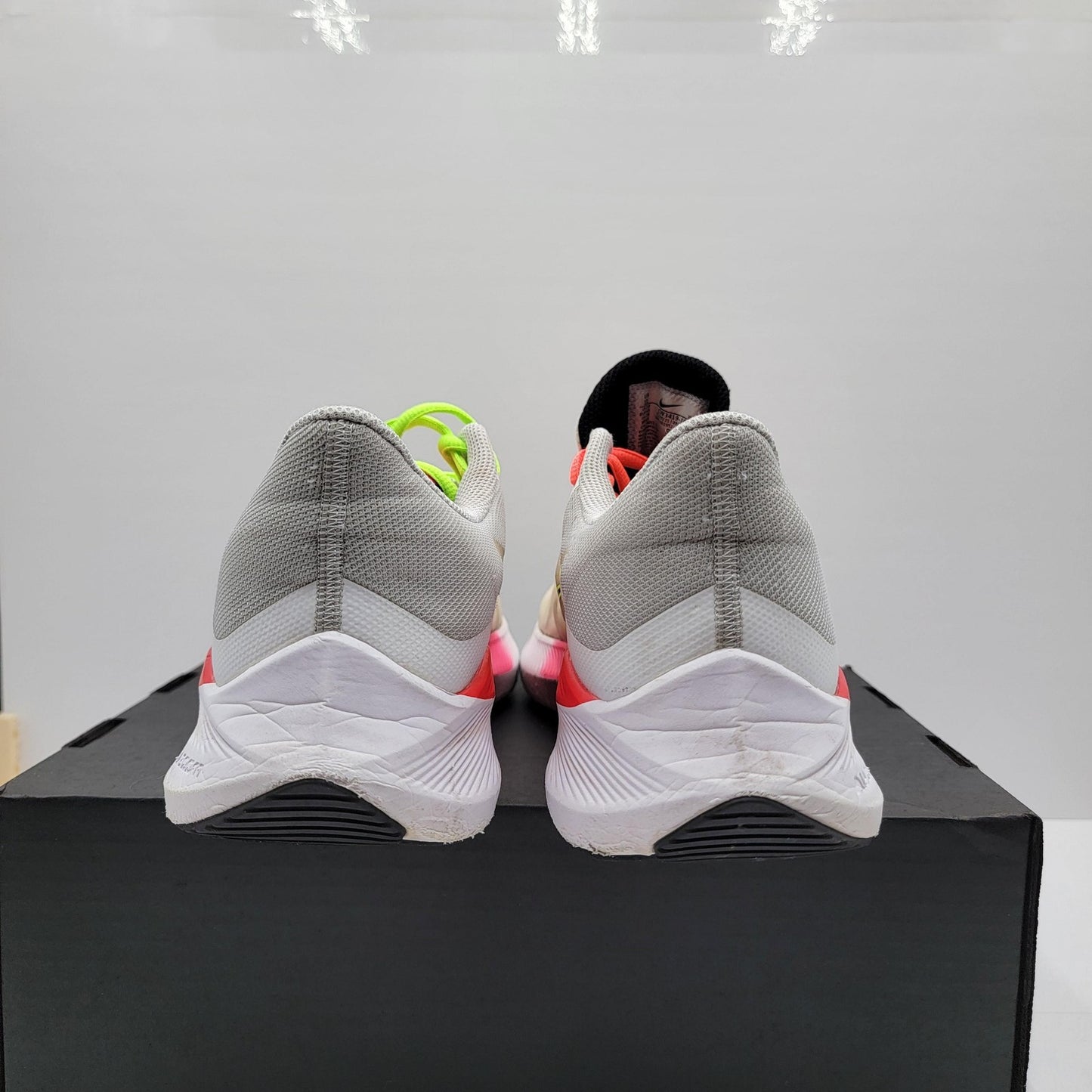 Nike Air Zoom Winflo 8 'Rawdacious' Mens Size 11 Running CW3419100