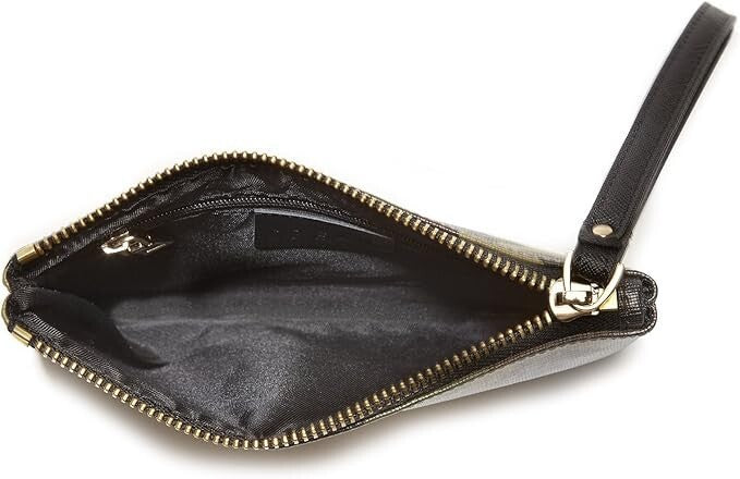 Spear Brands Camo Women’s Clutch Bag1