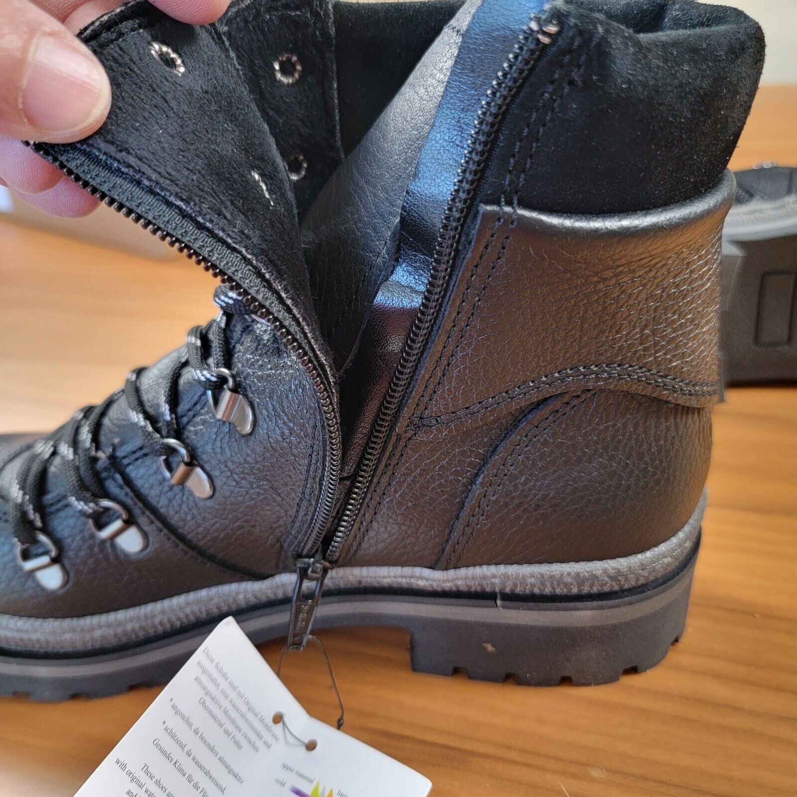 Eric Michael Womens Cynthia Boot Black Leather EU40 US 97