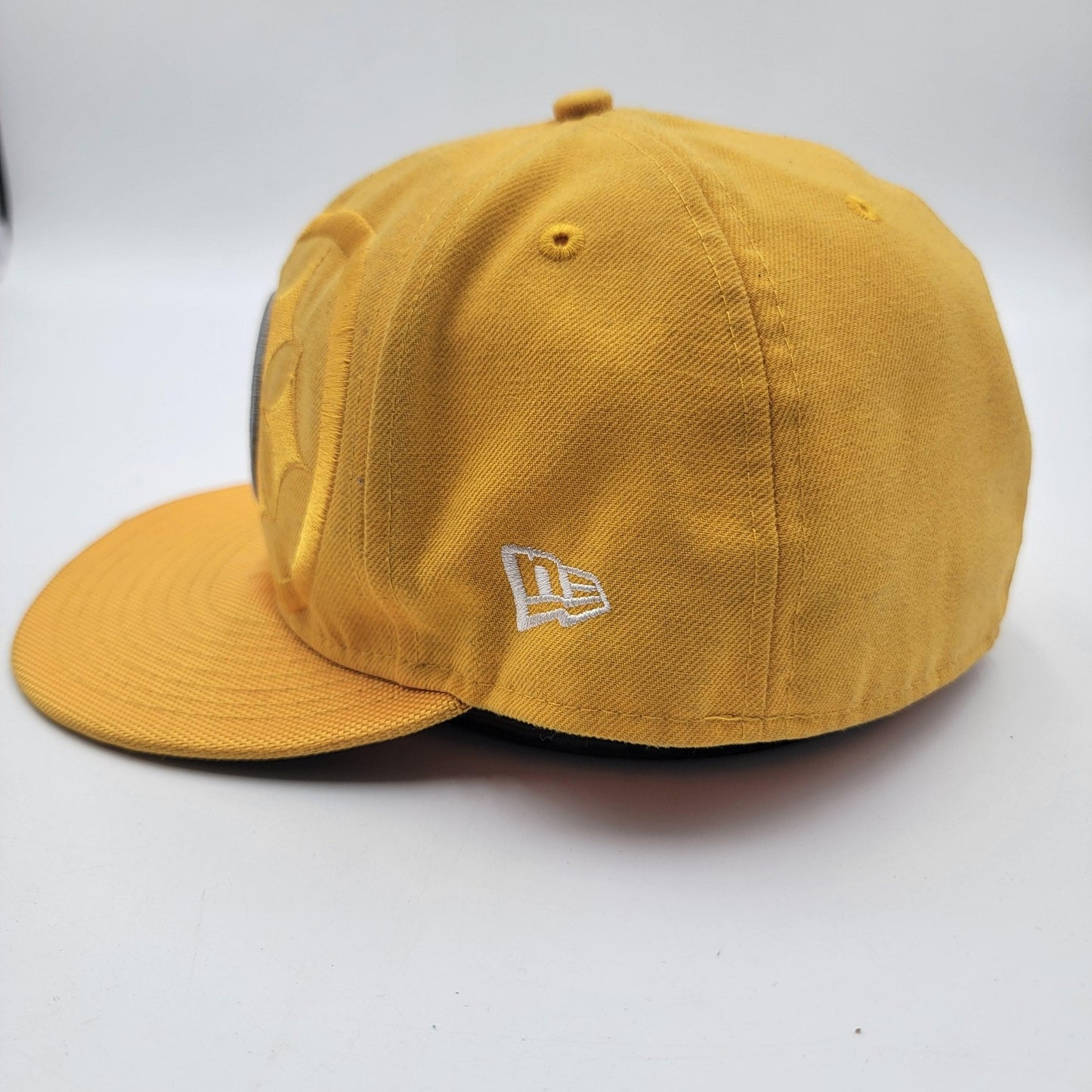 Pittsburgh Steelers Hat Cap Fitted Mens 8 Yellow NFL Football New Era Polyester1