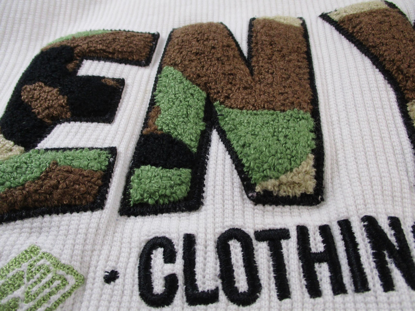Enyce Shirt Mens 2XL White Camo Logo Thermal Waffle Knit Long Sleeve Tee