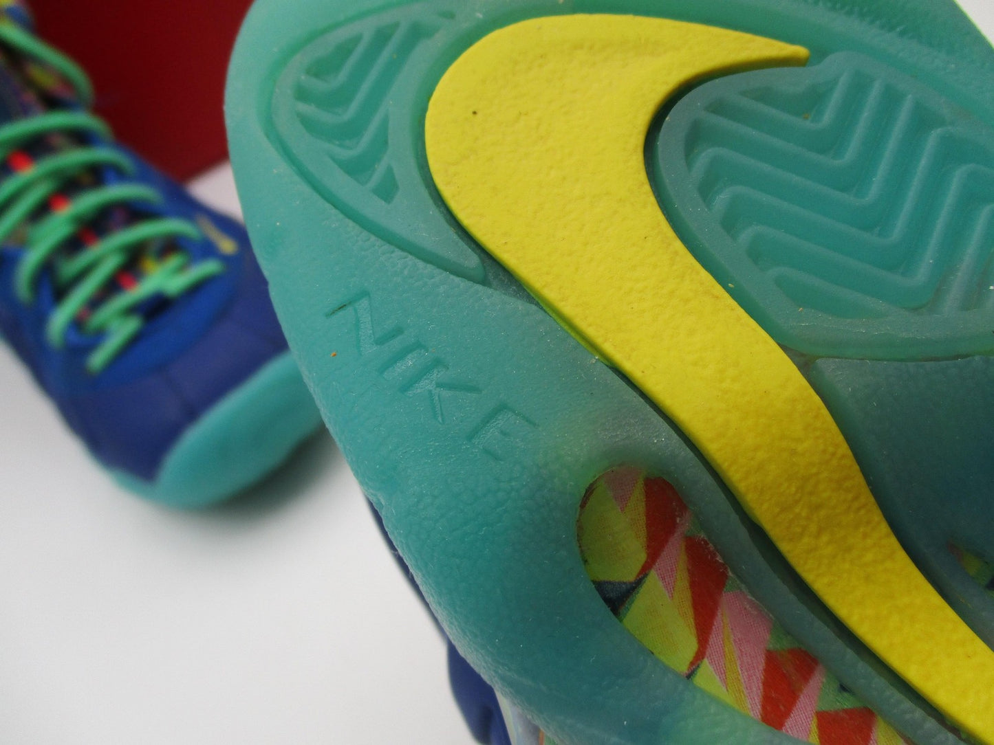 Nike Little Posite One GS 'Kaleidoscope' 4y DZ5190 400 Foamposite Basketball 1G37