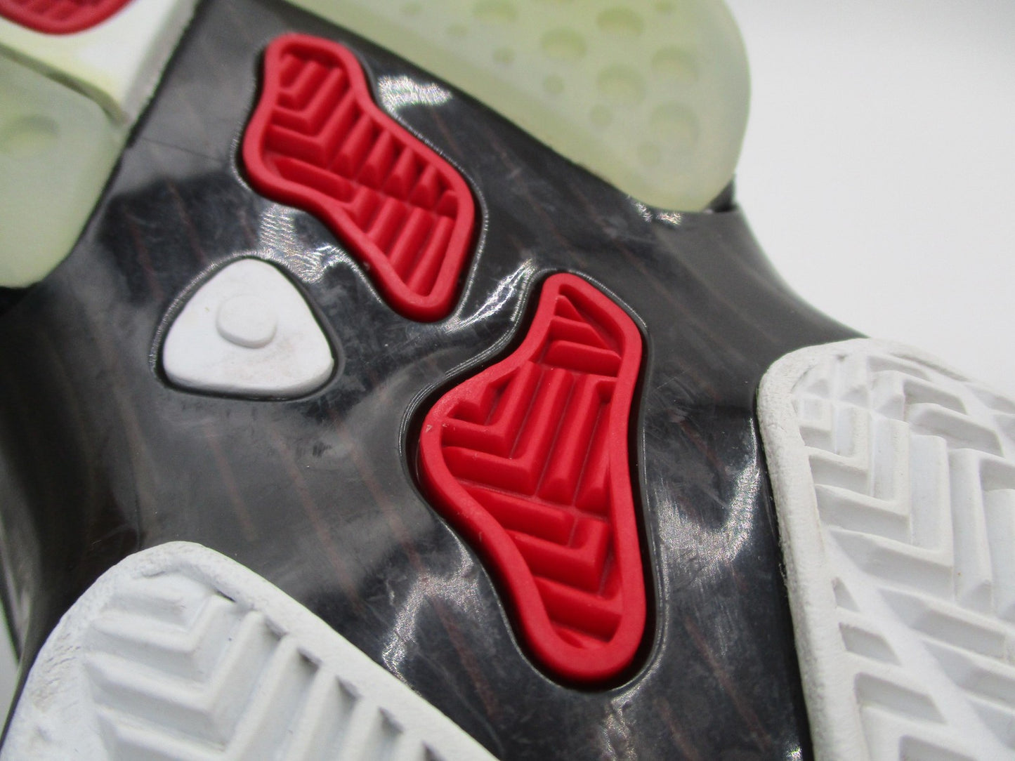 Nike Air Jordan 61723 Shoes Youth 6Y Black Red White Bred DM1159006 1L113