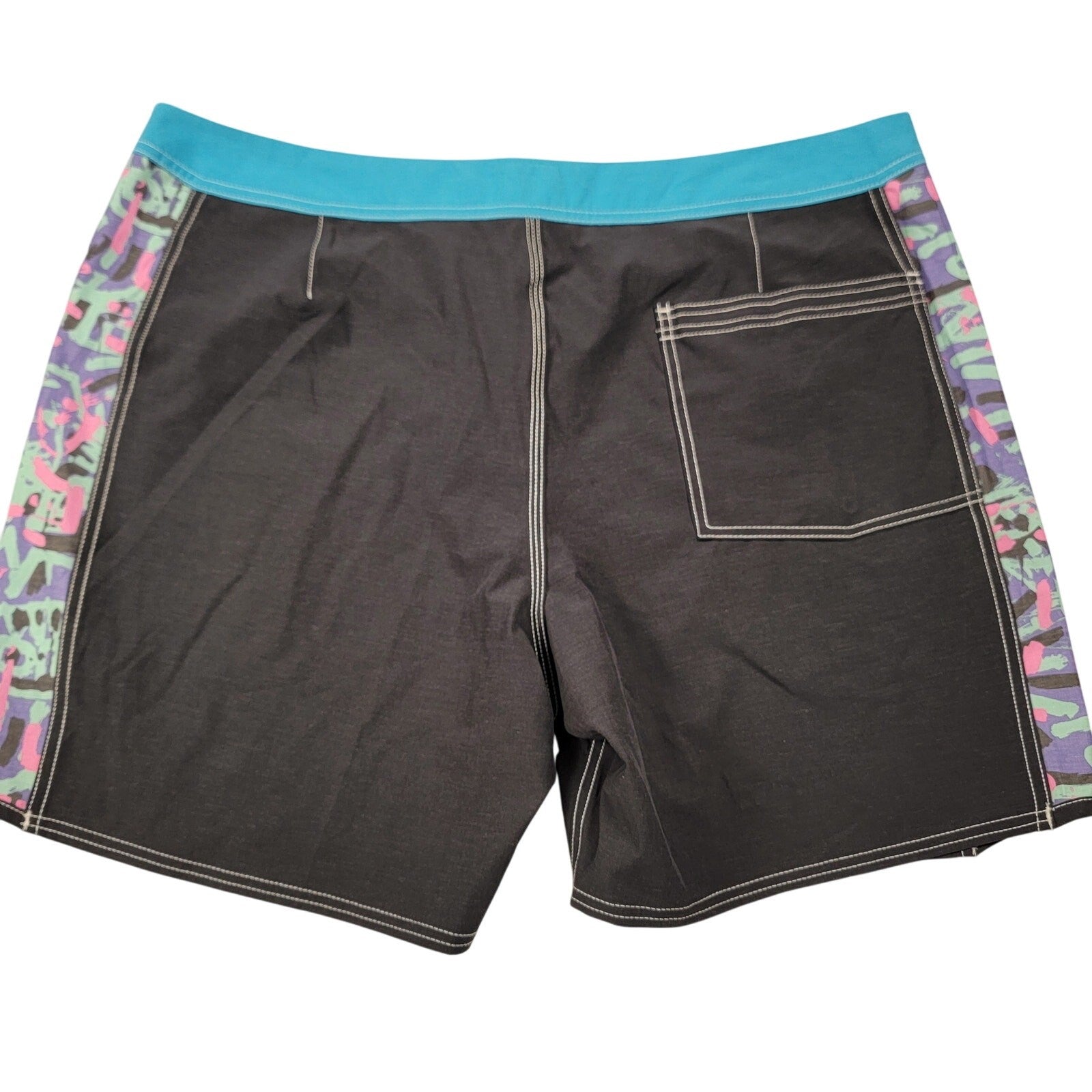Quiksilver x Stranger Things Boardshorts Men’s 40 Recycled Hemp Stretch Surf1
