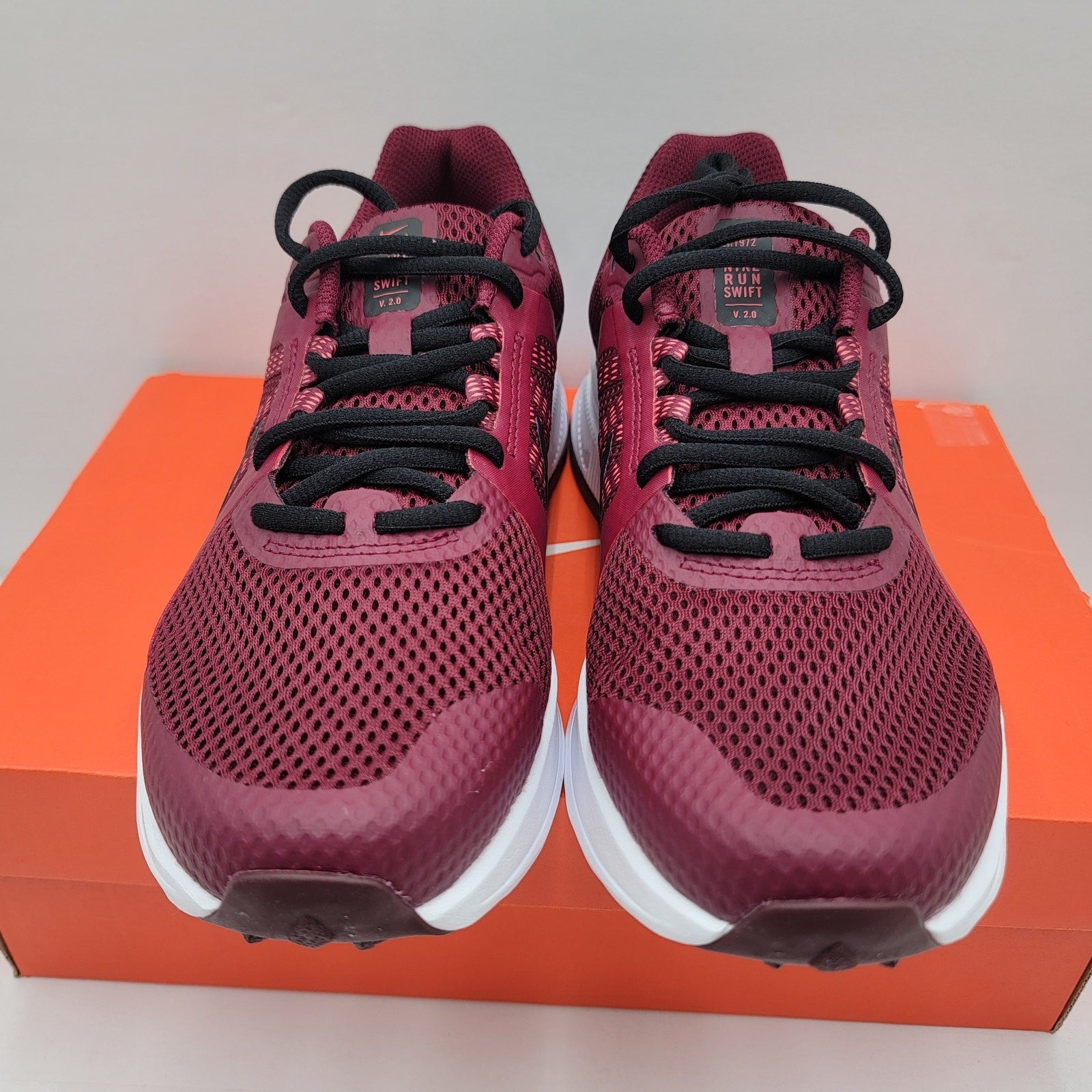 Nike Run Swift 2 'Dark Beetroot' Women's Size 8.52
