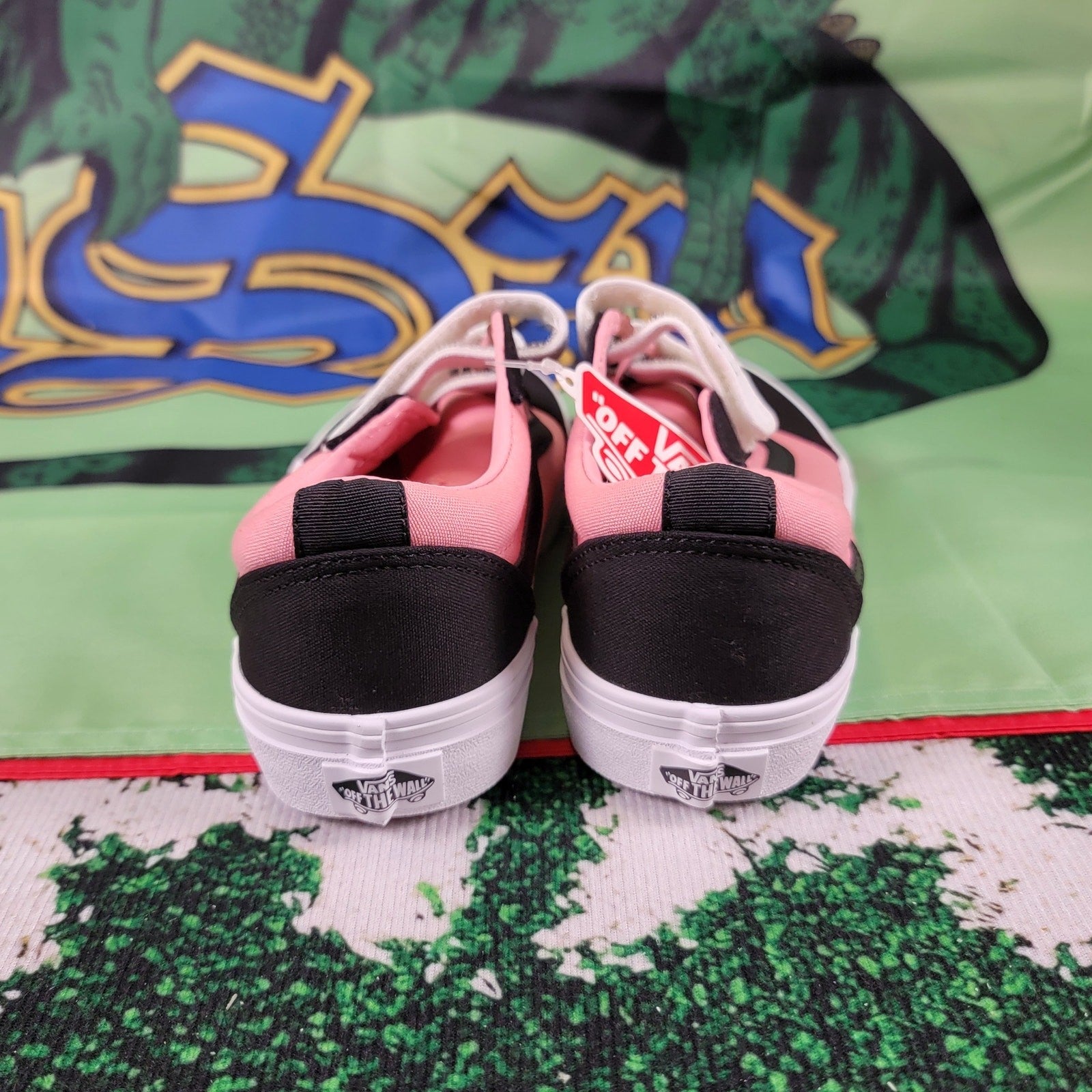 Vans Ward V Fearless Blk/Pink Icing Sz 4.5 Kids VN0A4BTCWG812