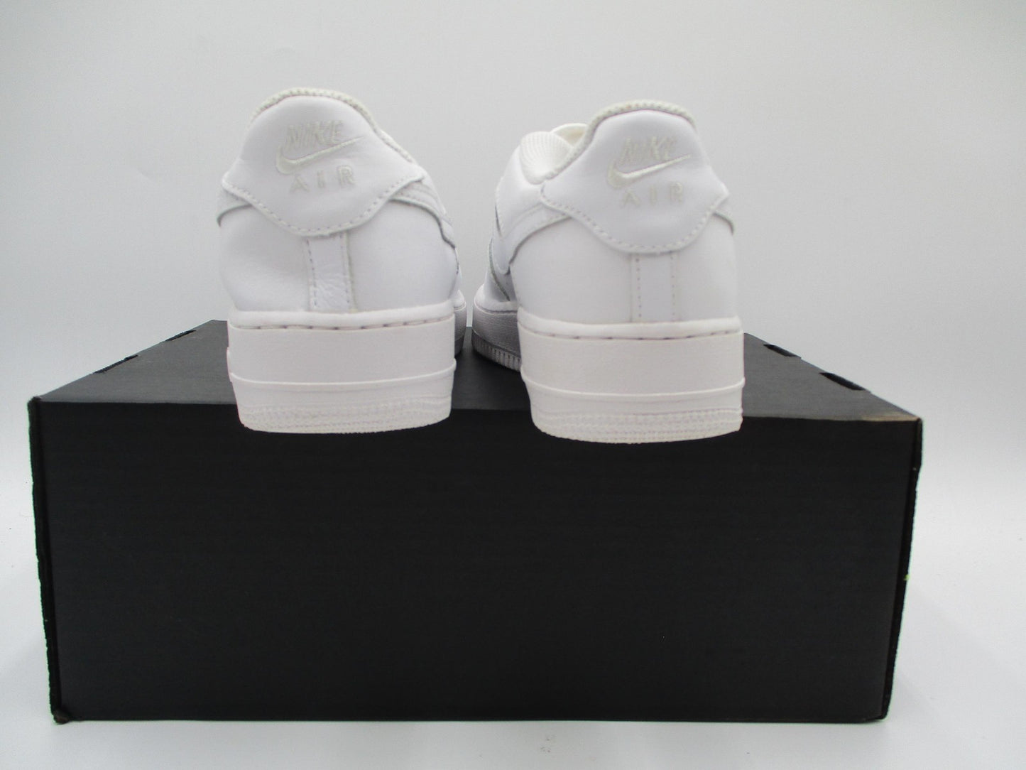 Nike Air Force 1 Shoes Youth Size 6.5Y White Low Leather AF1 DH2920111 (1E8)5