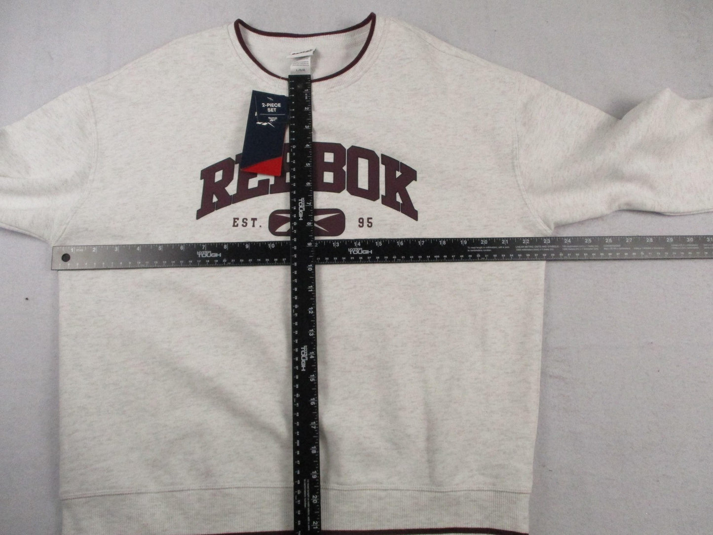 Reebok Varsity Summer Crewneck Short Set Womens L Gray Fleece Egret 131313157