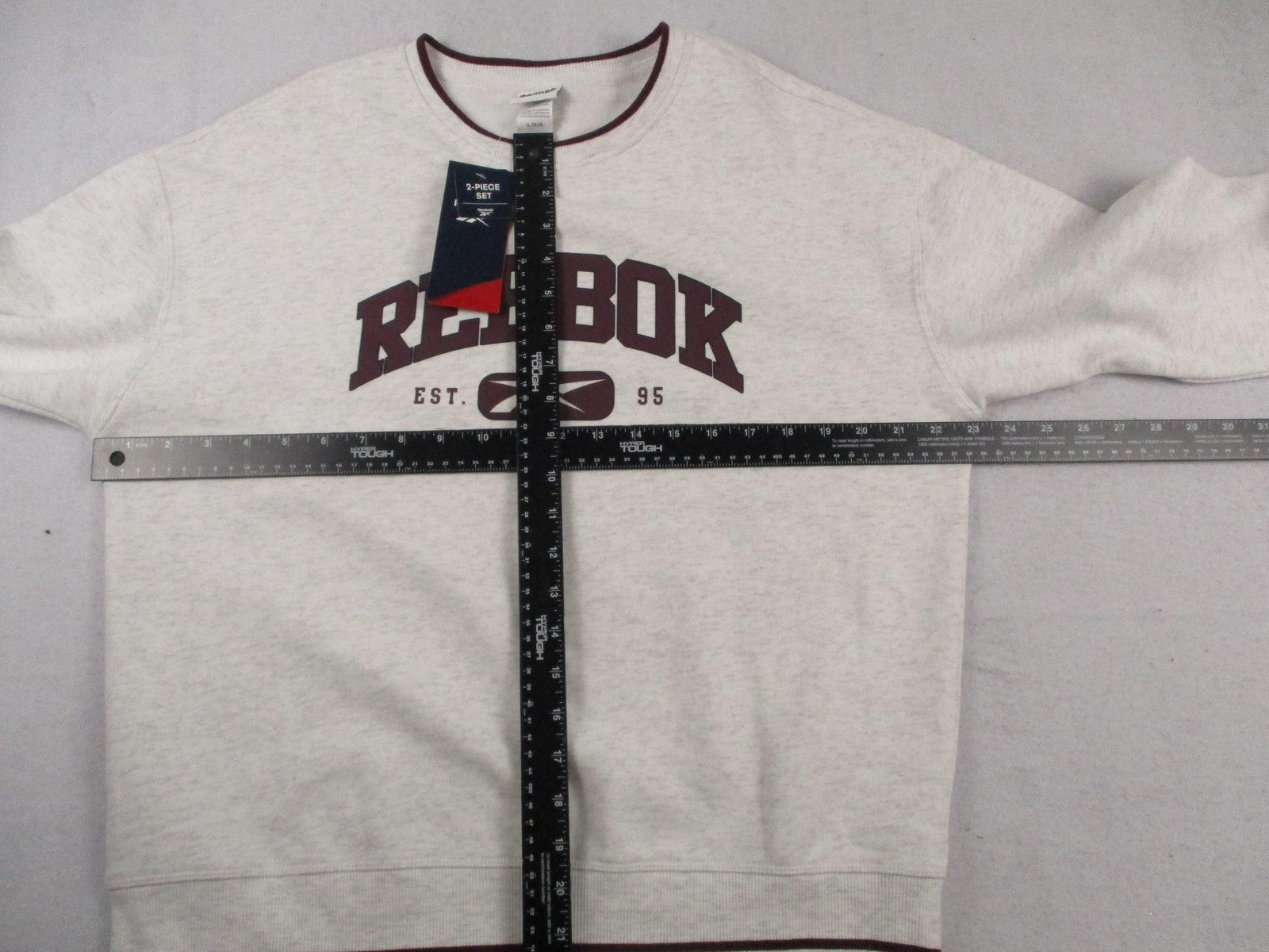 Reebok Varsity Summer Crewneck Short Set Womens L Gray Fleece Egret 131313157