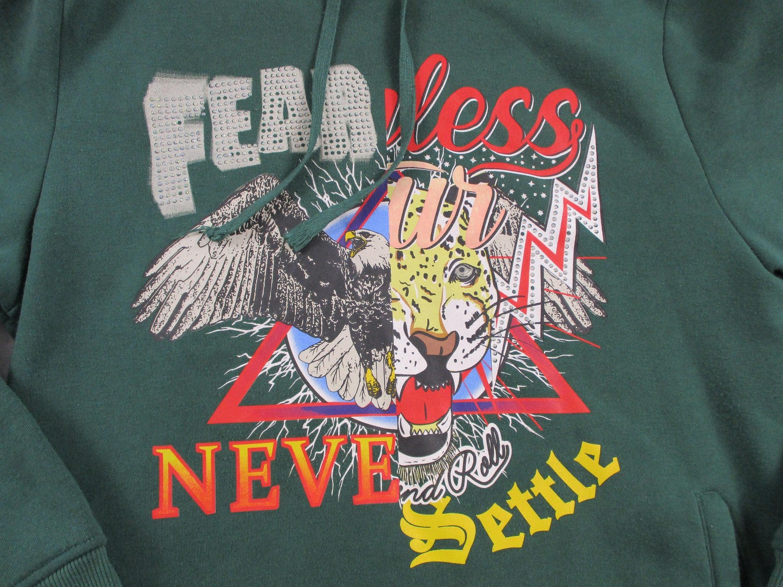 Rebel Minds Hoodie Mens XL Green Pullover Sweatshirt Fearless Rhinestone Graphic4