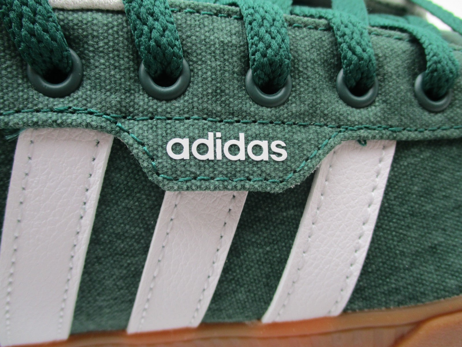 Adidas Daily 3.0 Men’s Sz 10 Green White Gum Casual Sneakers IF7487 Skate Shoes10