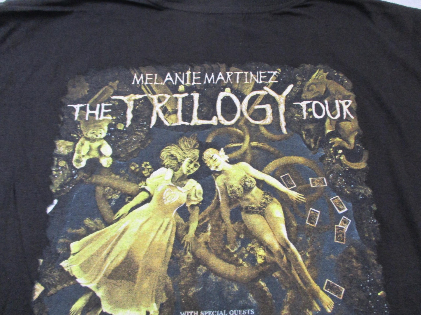 Melanie Martinez The Trilogy Tour 2024 Concert Tee Small Black 100% Cotton 15418
