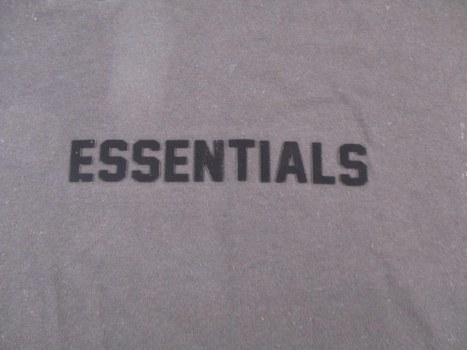 Fear Of God Essentials Shirt Mens Medium Black VNeck Logo Streetwear Tee 13462