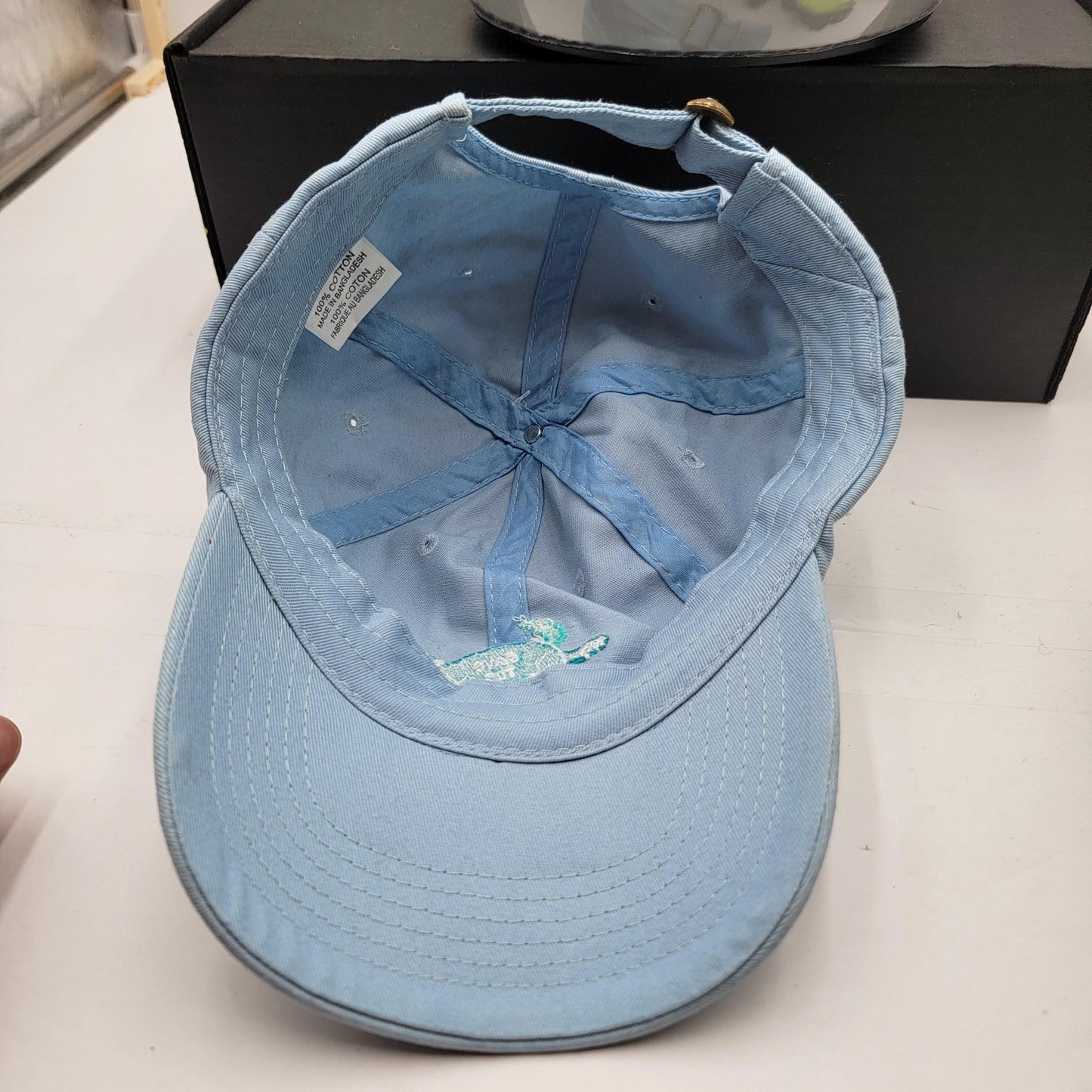 Shedd Aquarium Hat Cap Strap Back Light Blue Embroidered Save The Turtles Mens7