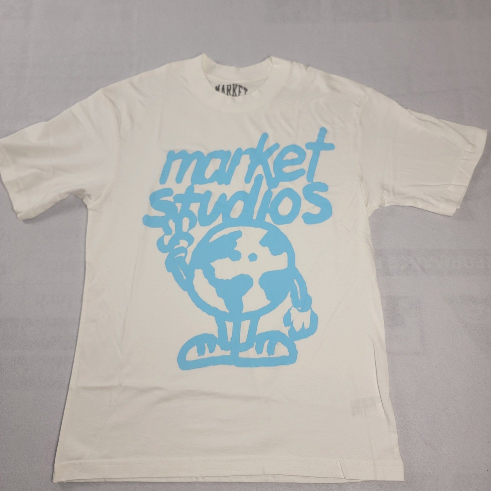 Market Studios World Peace TShirt  Men's Size M